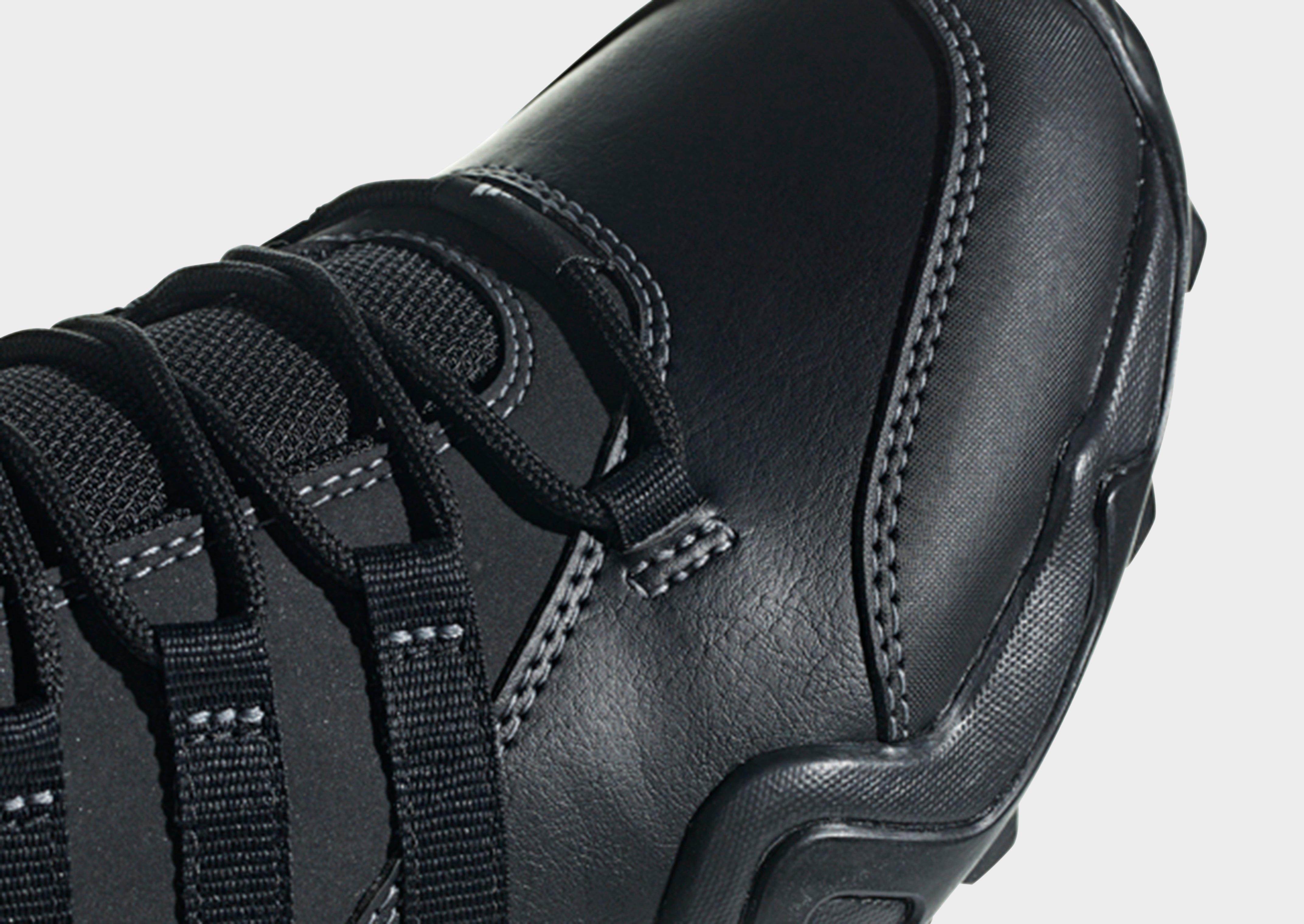 terrex ax2r beta climawarm shoes