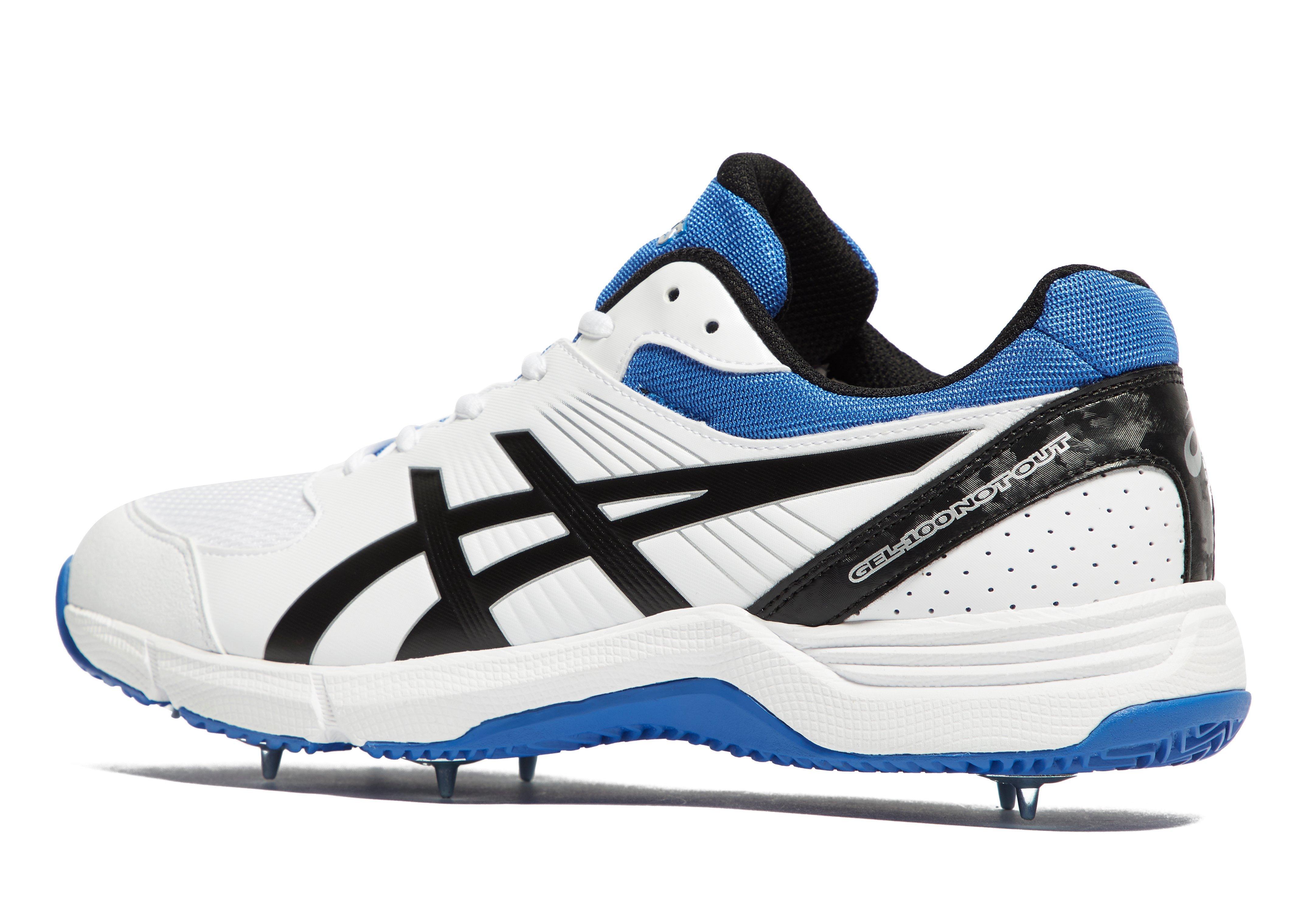 high top cricket shoes