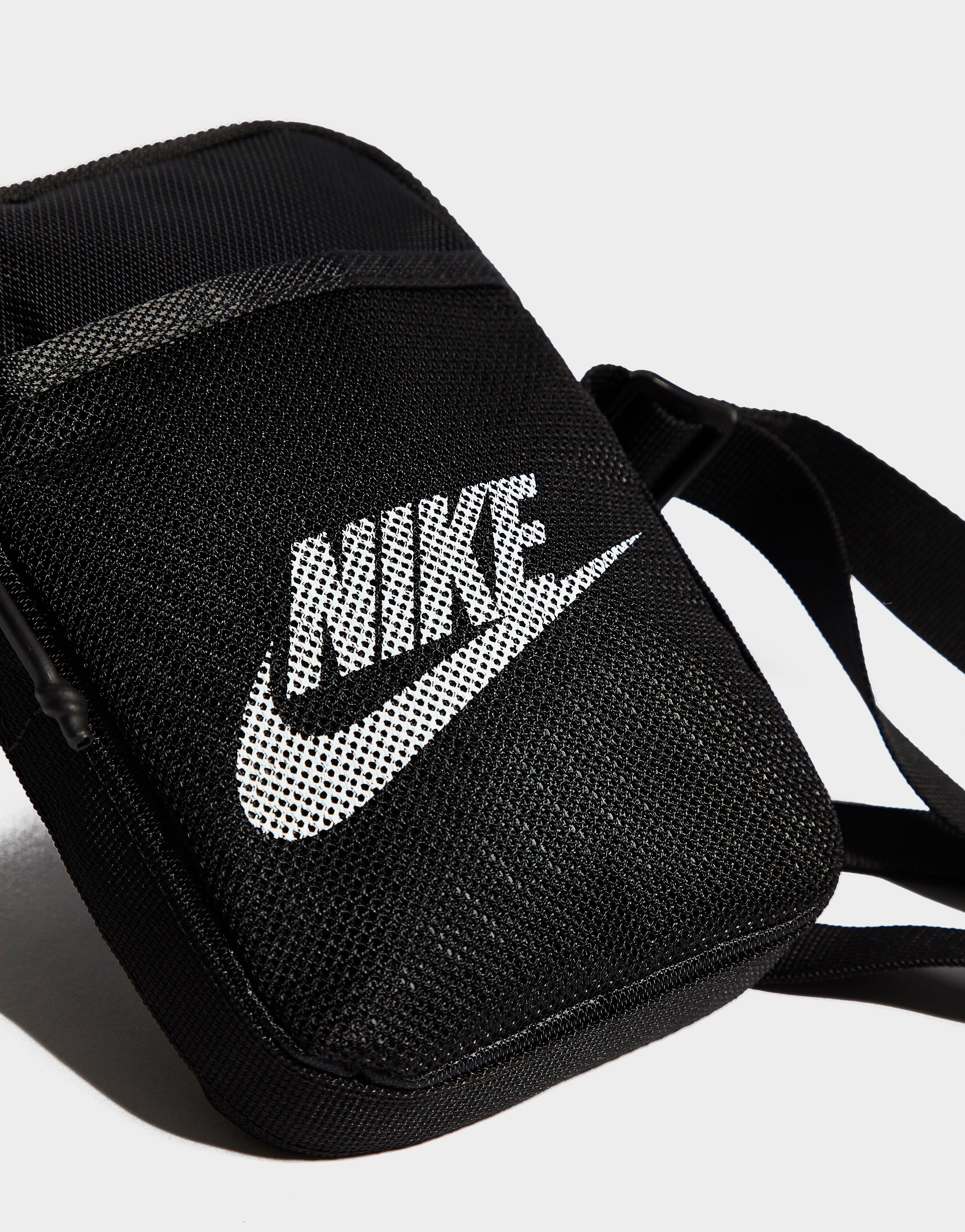 nike mini bag