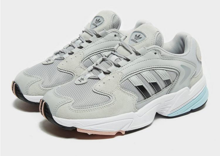adidas falcon 2000