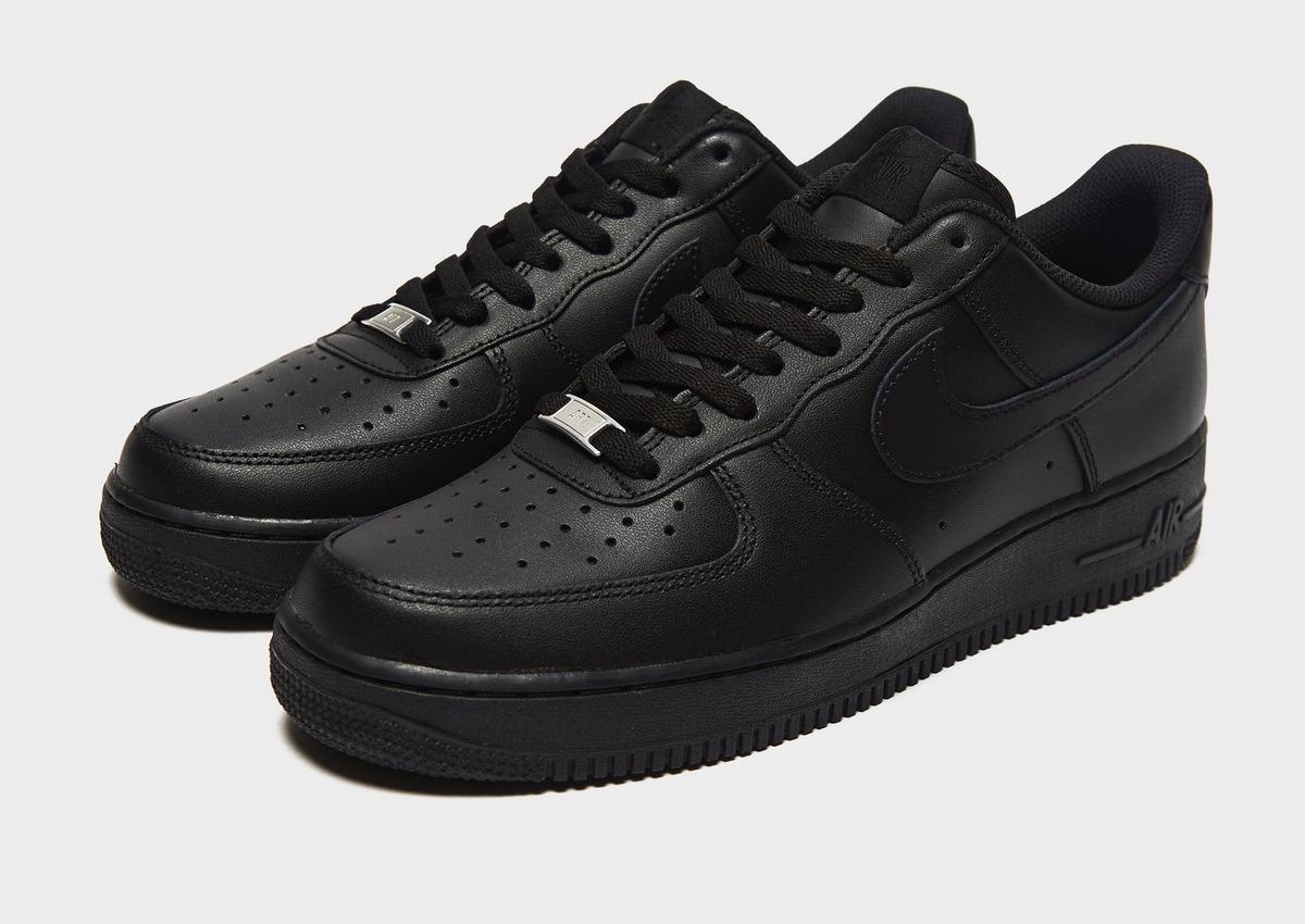 black low cut air force 1