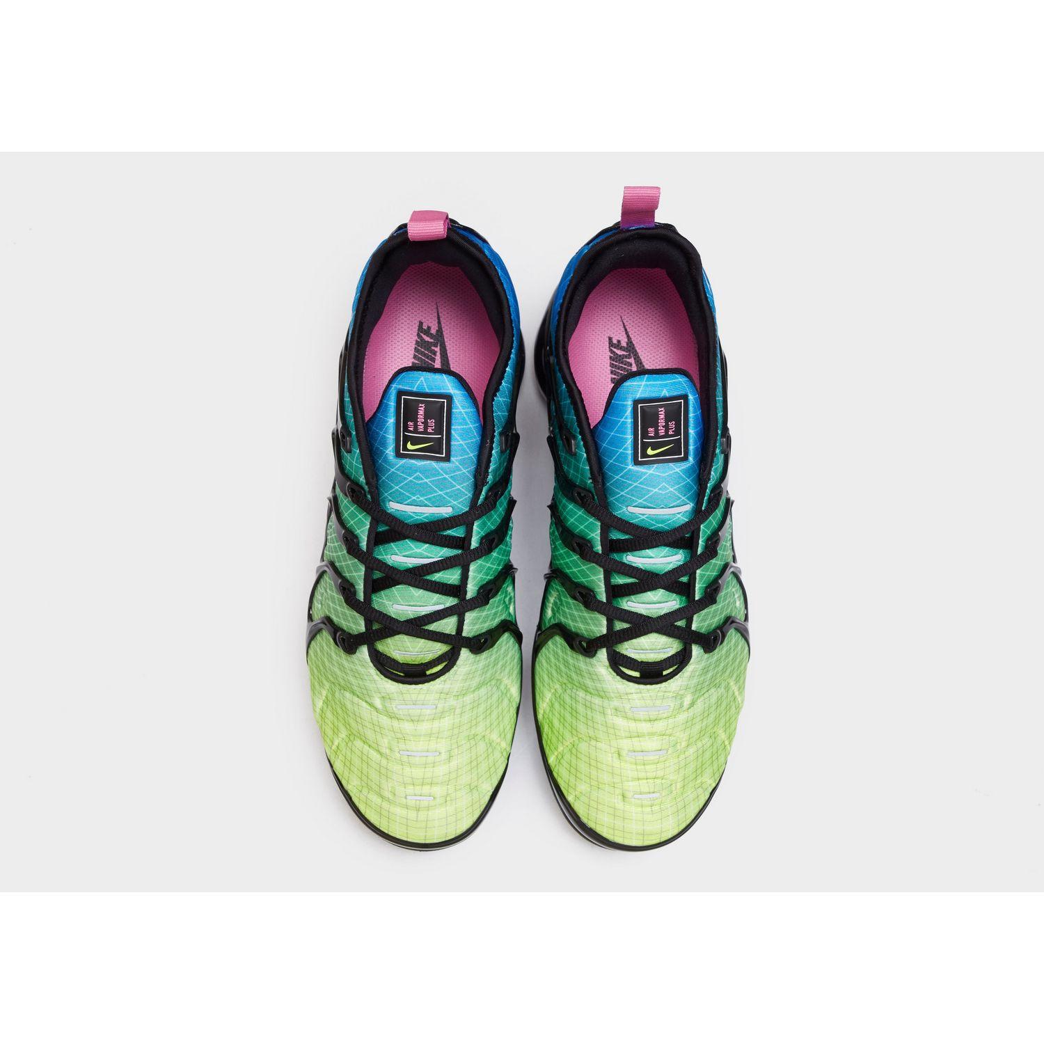 blue and green vapormax plus