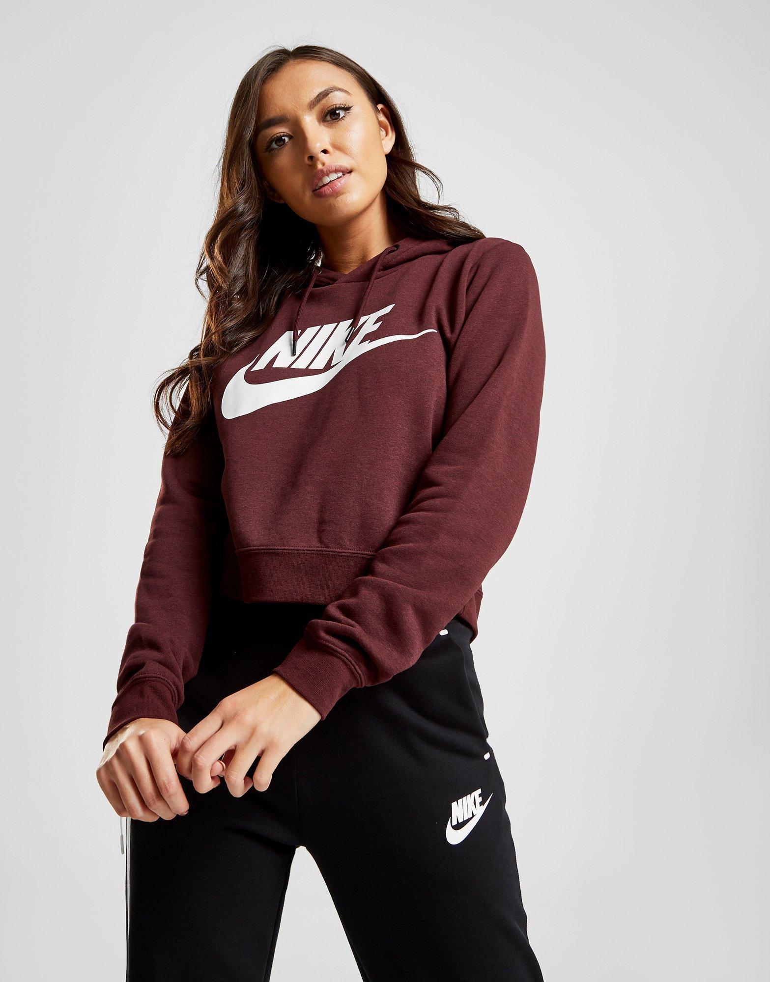 nike rally crop
