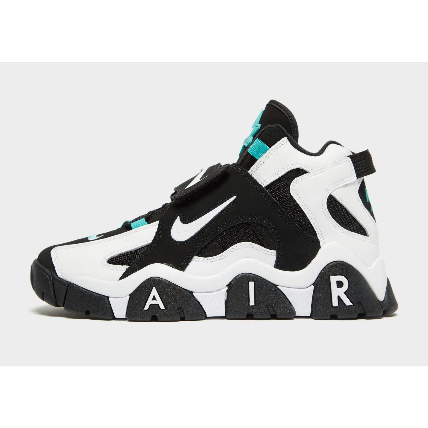 Mens Nike Air Barrage Mid Shoes