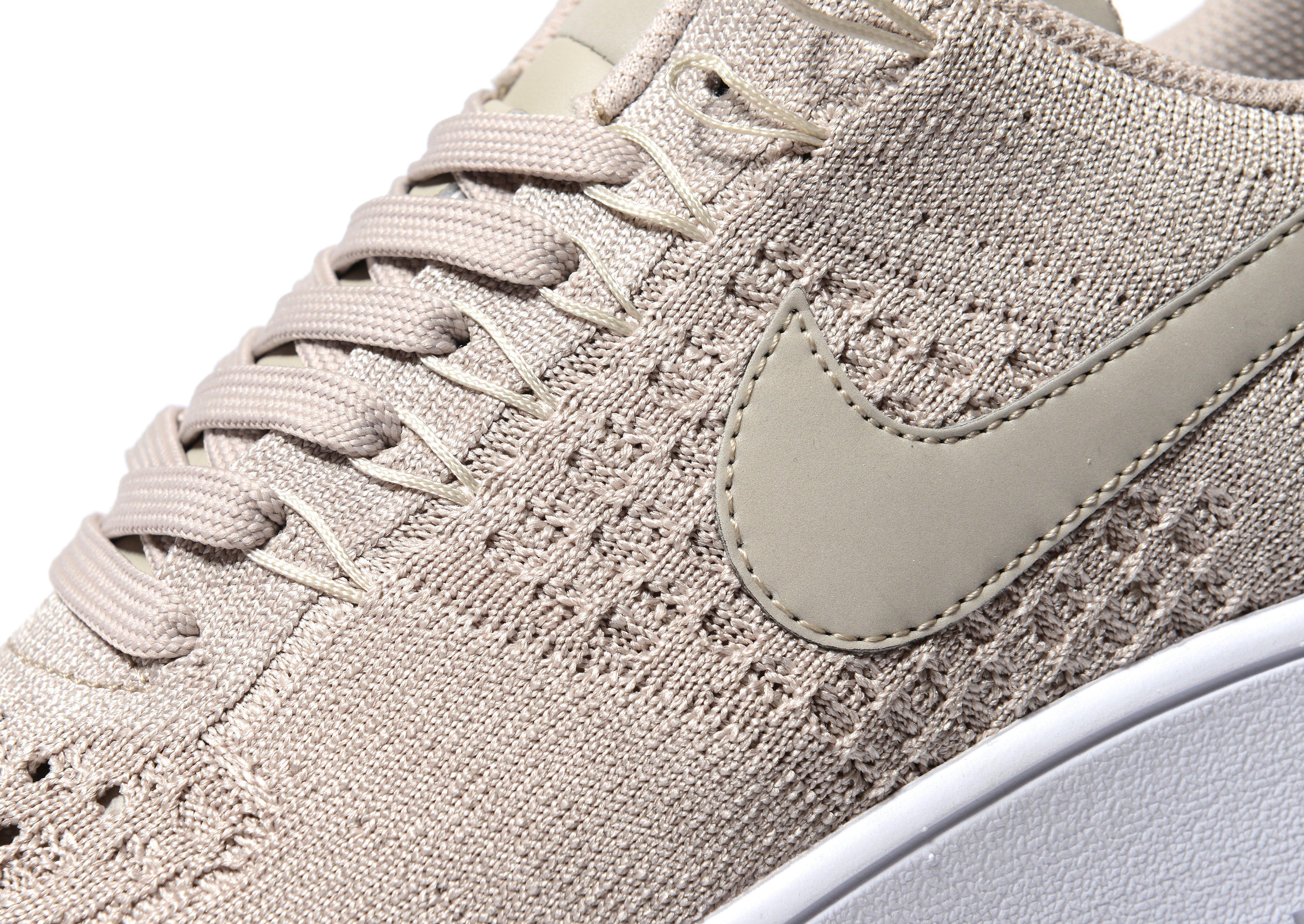 nike air force 1 flyknit beige