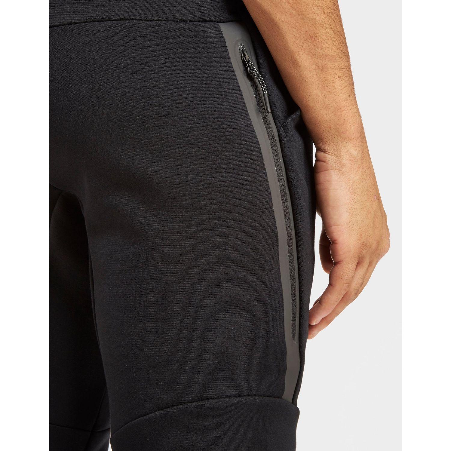 nike tech fleece jogger black