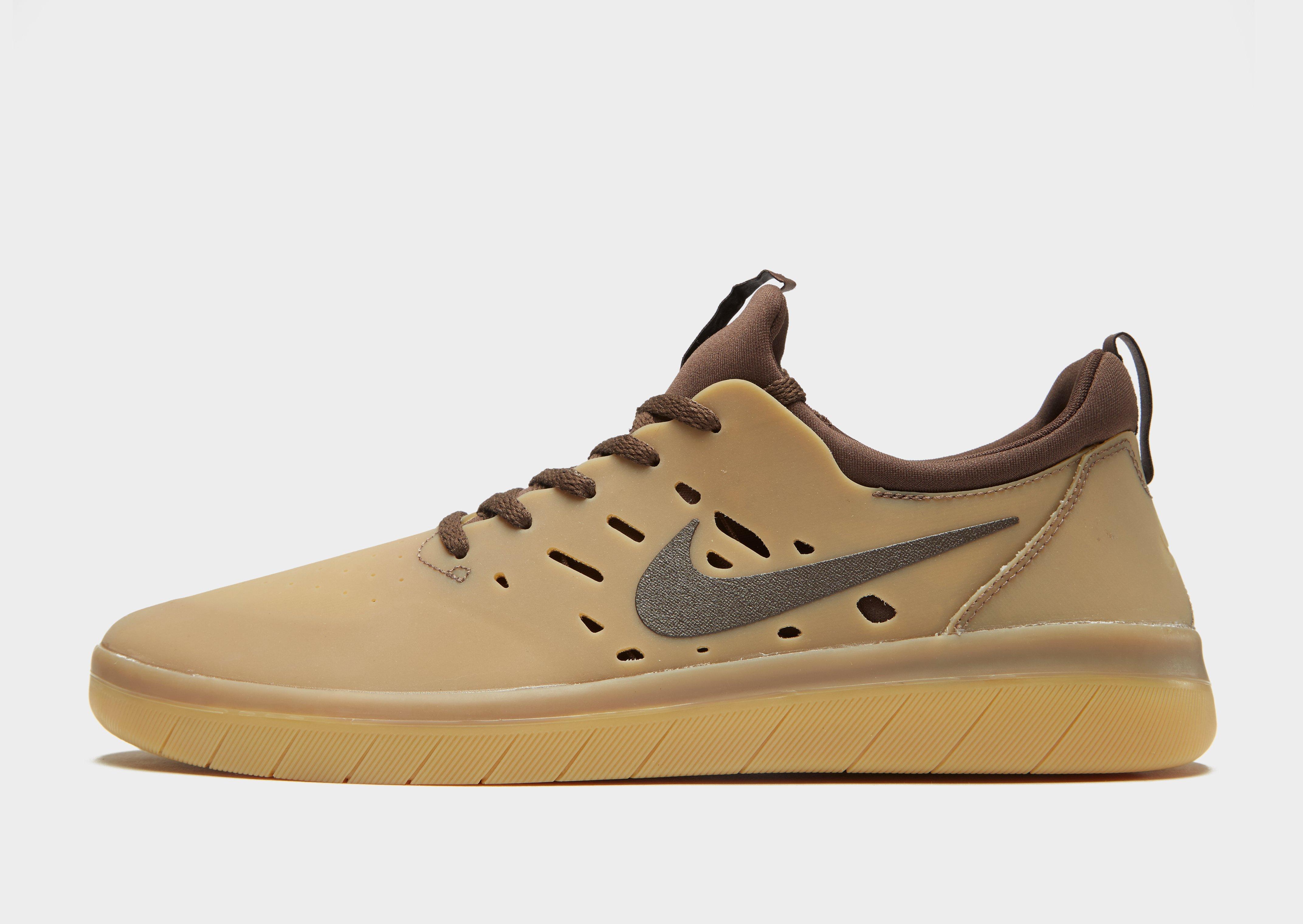 nike nyjah brown