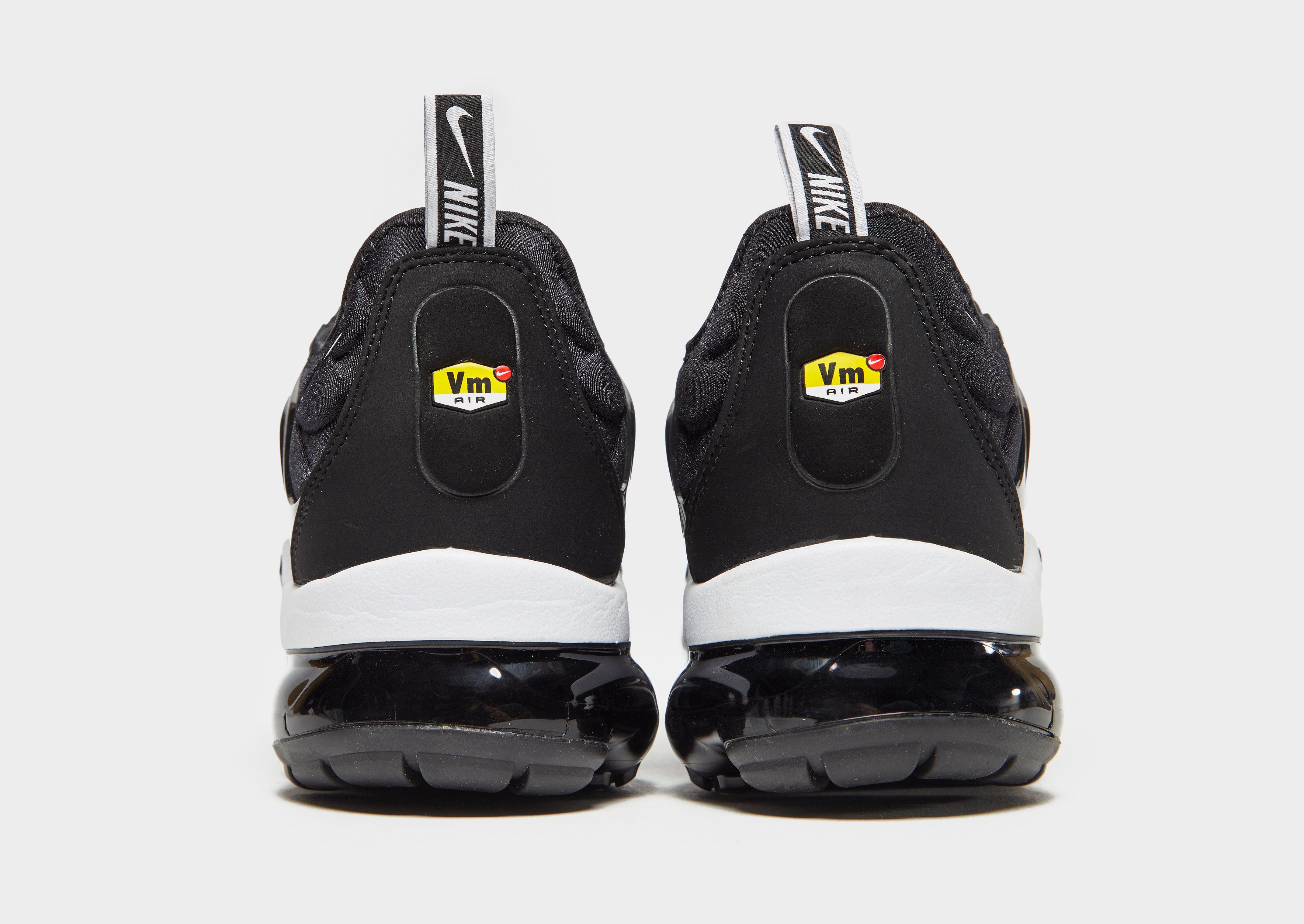 black and white vm plus