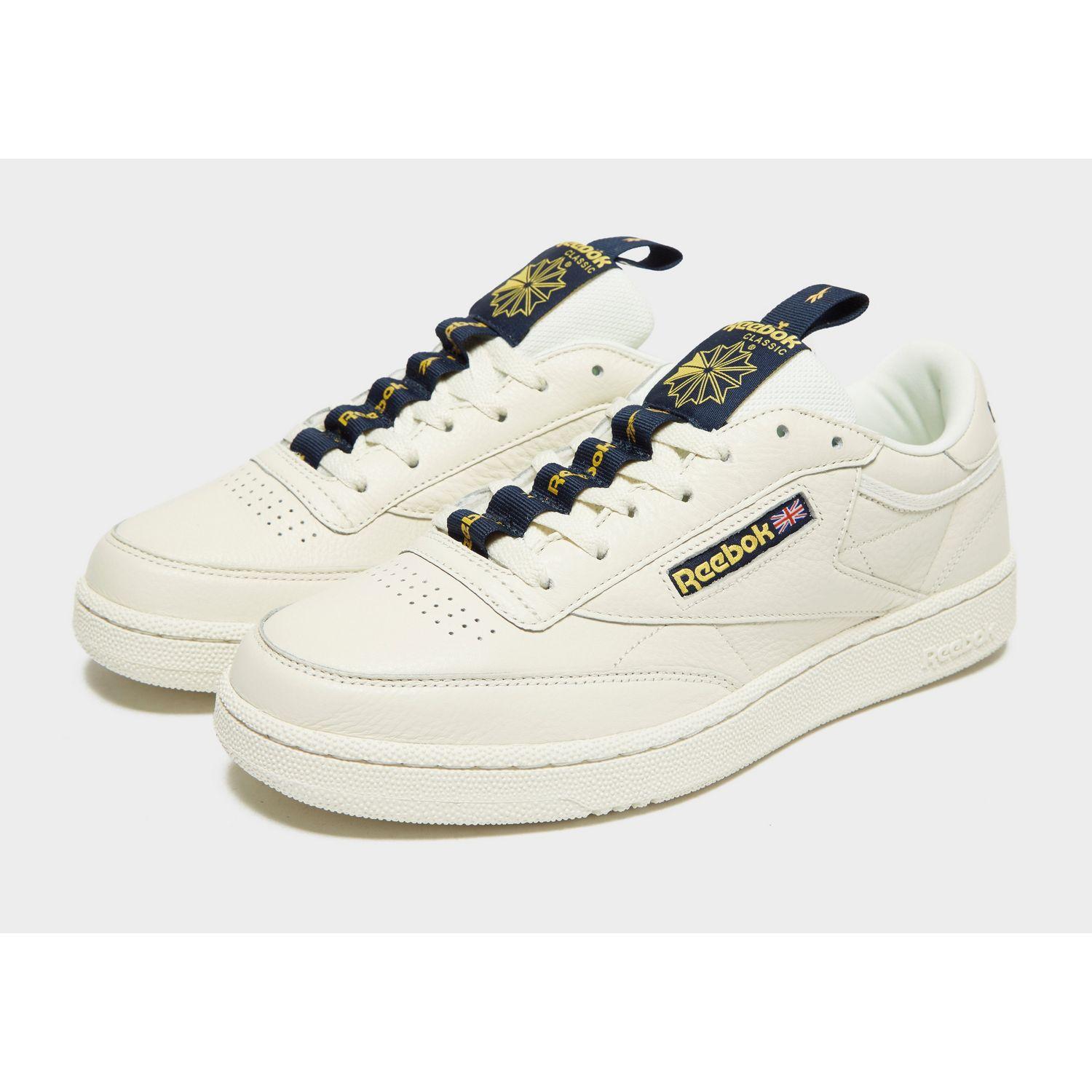 reebok club c taping trainers in chalk 
