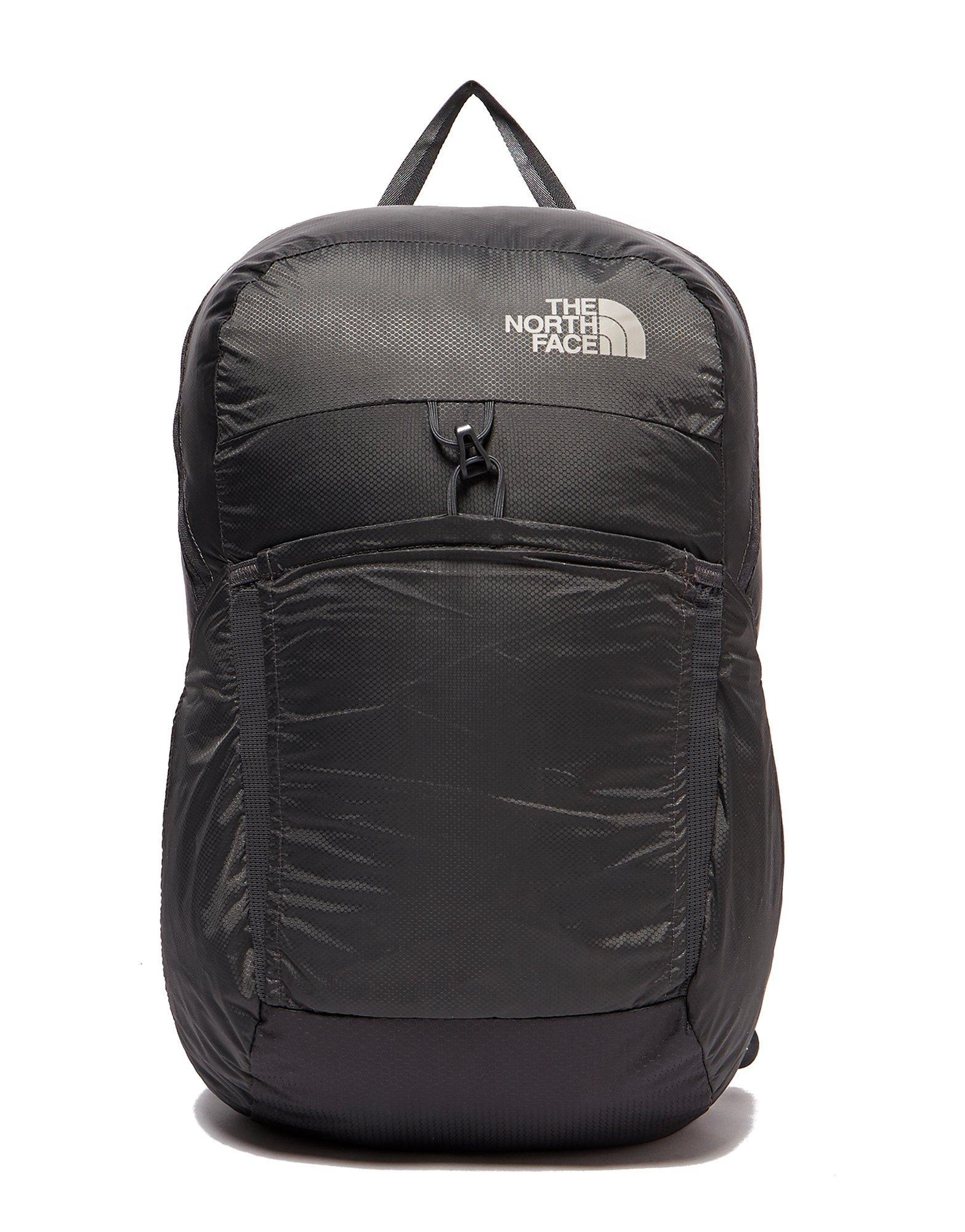 north face flyweight 17l