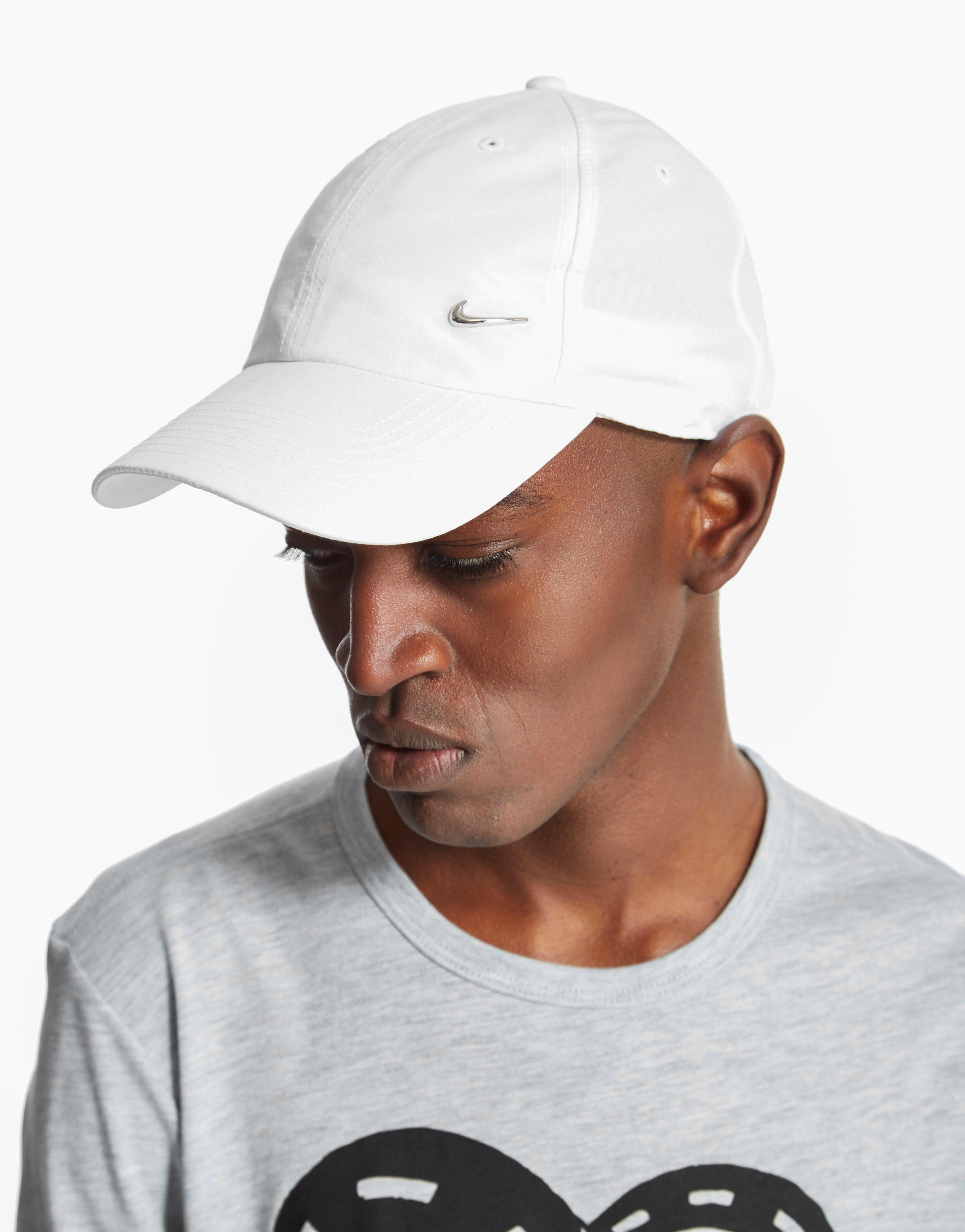 nike side swoosh cap