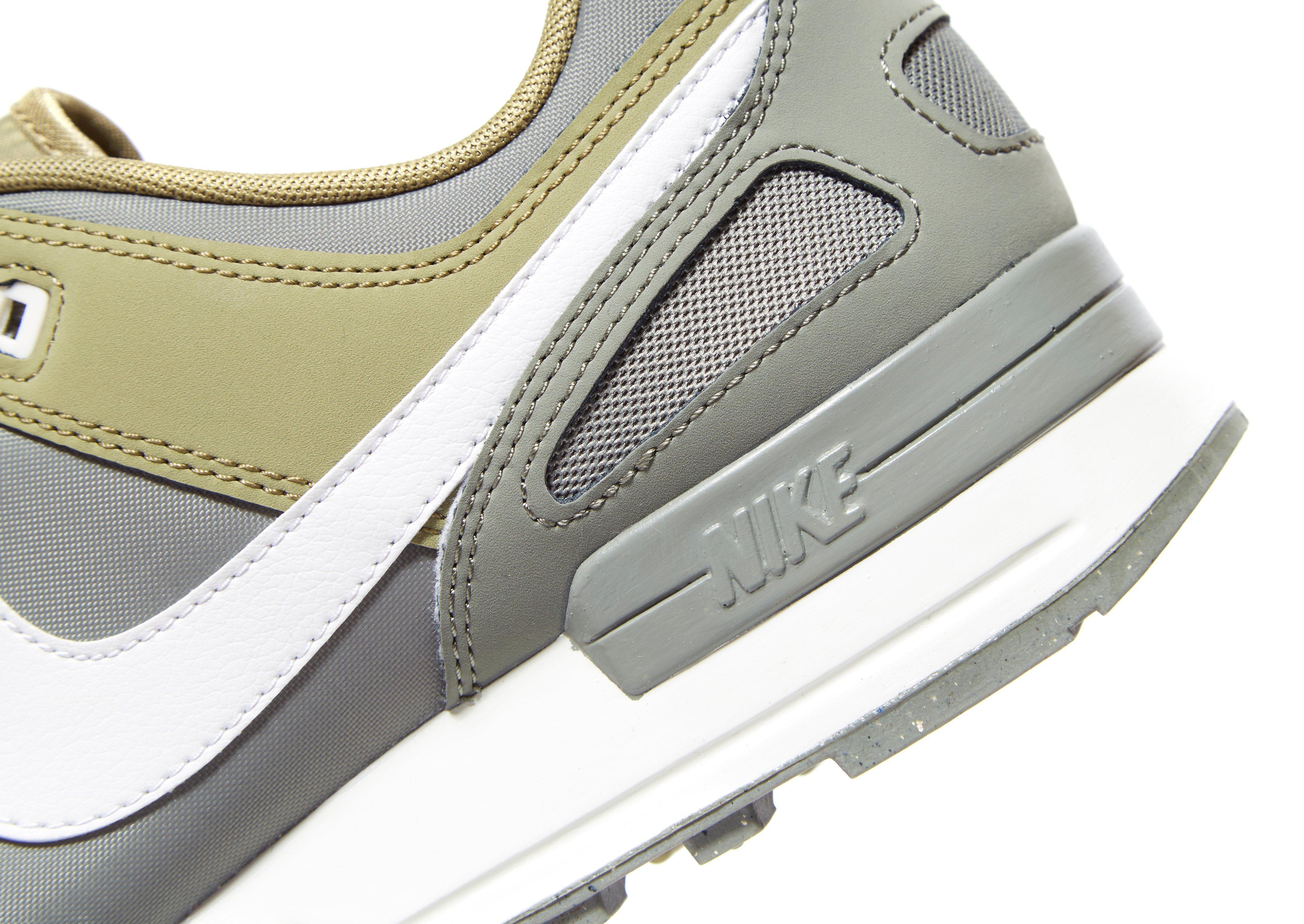 nike pegasus 89 green