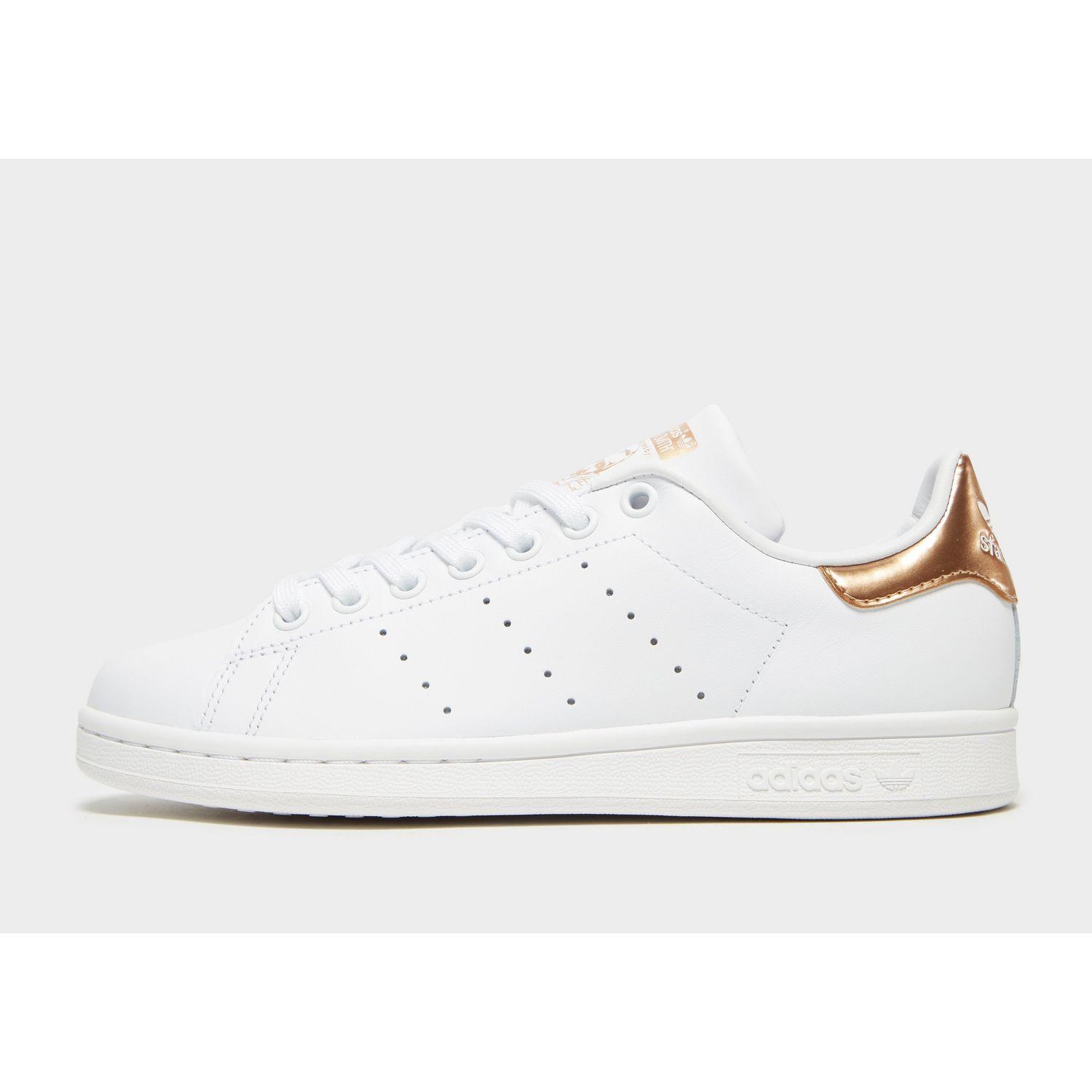 adidas Originals Leather Stan Smith in 