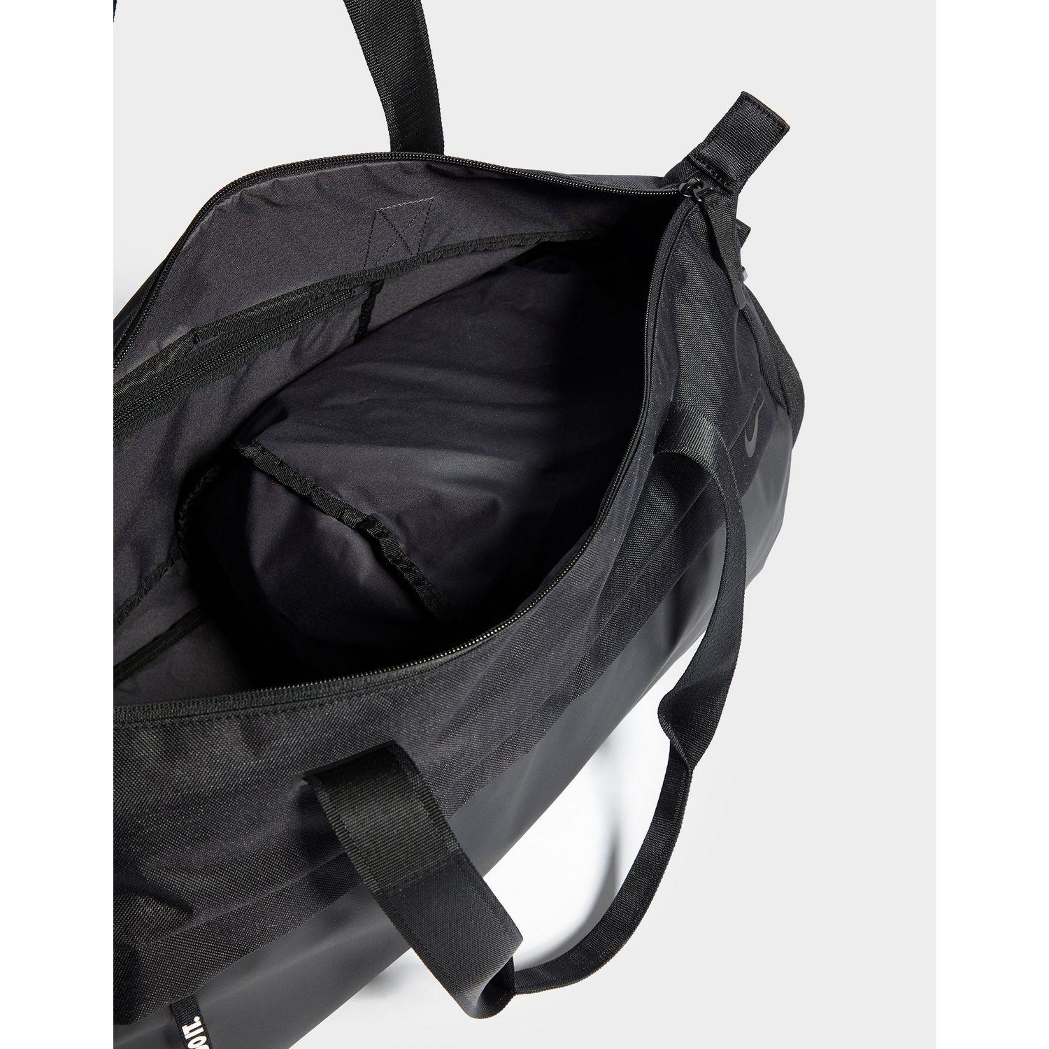 nike radiate club training bag