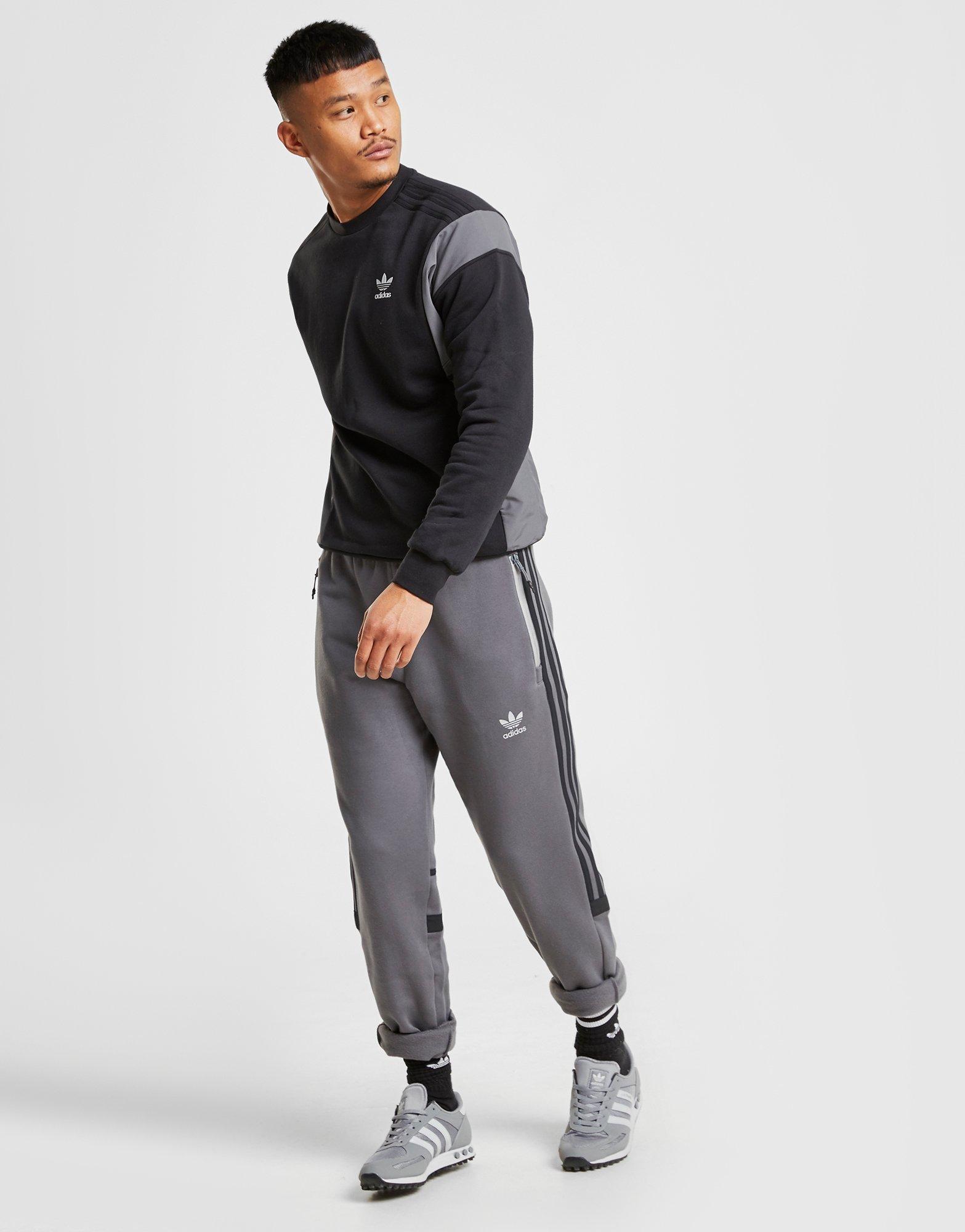 adidas originals street run crew sweatshirt