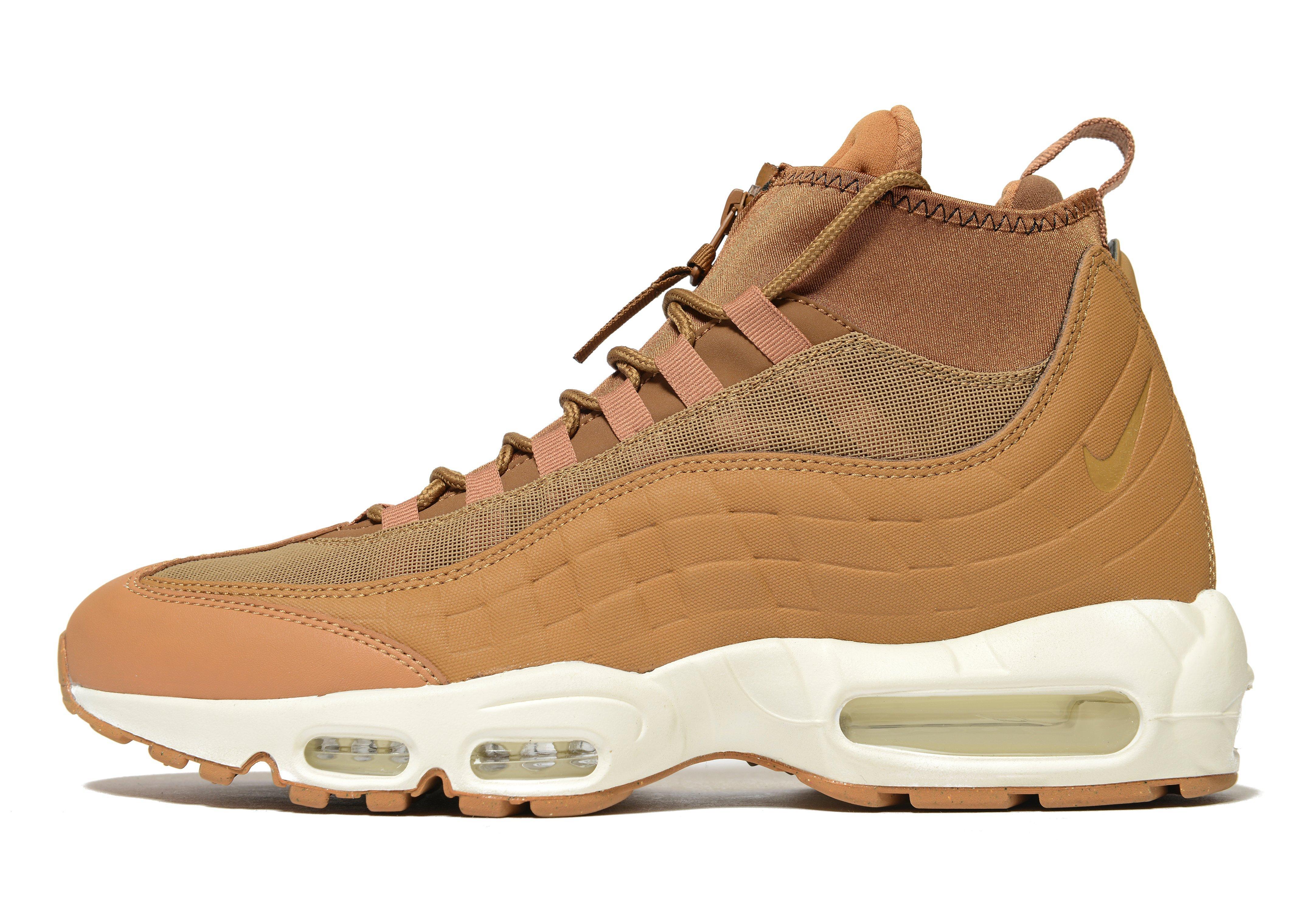 olympic vapormax plus