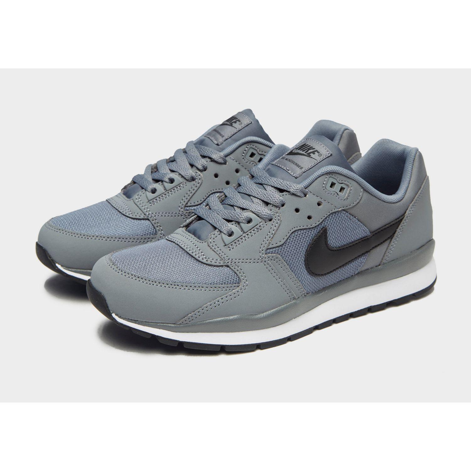 nike windrunner trainers grey