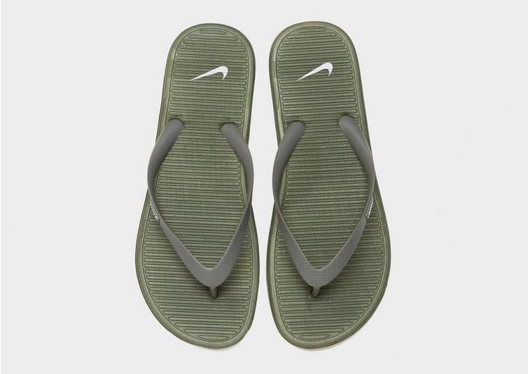 nike green flip flops