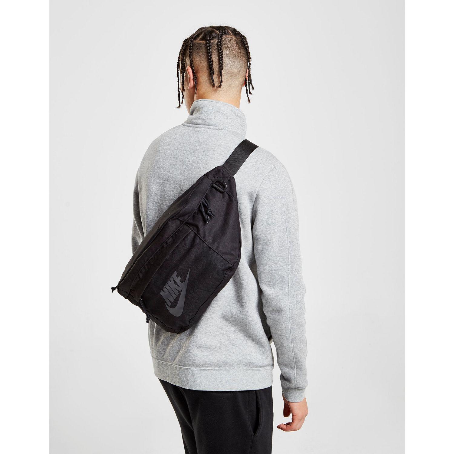 Nike Synthetic Tech Waist Bag in Black 
