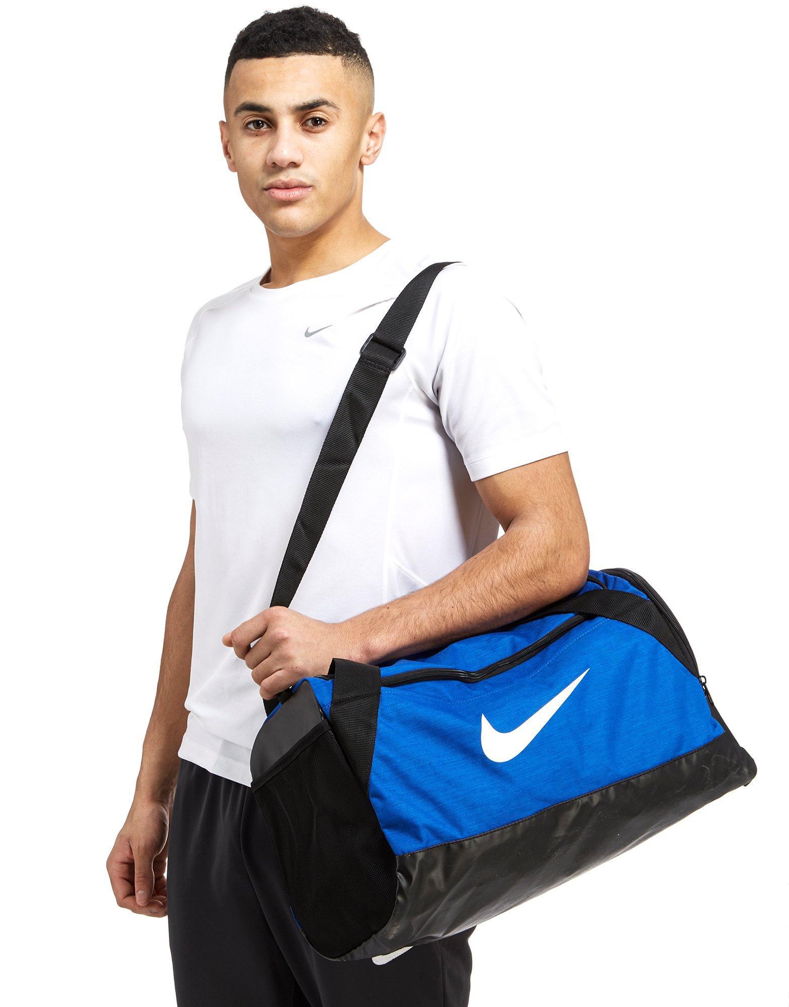 nike small holdall