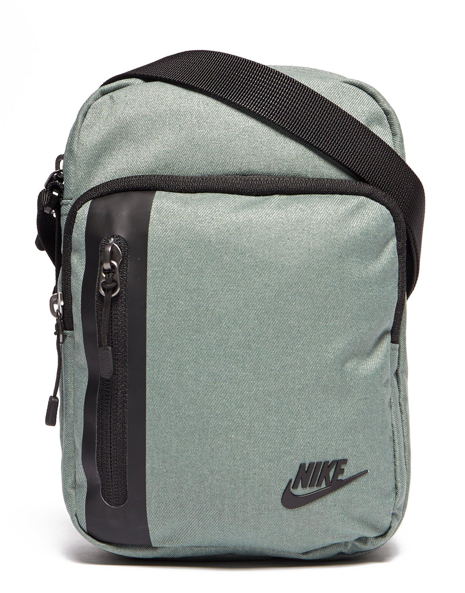 nike small pouch bag
