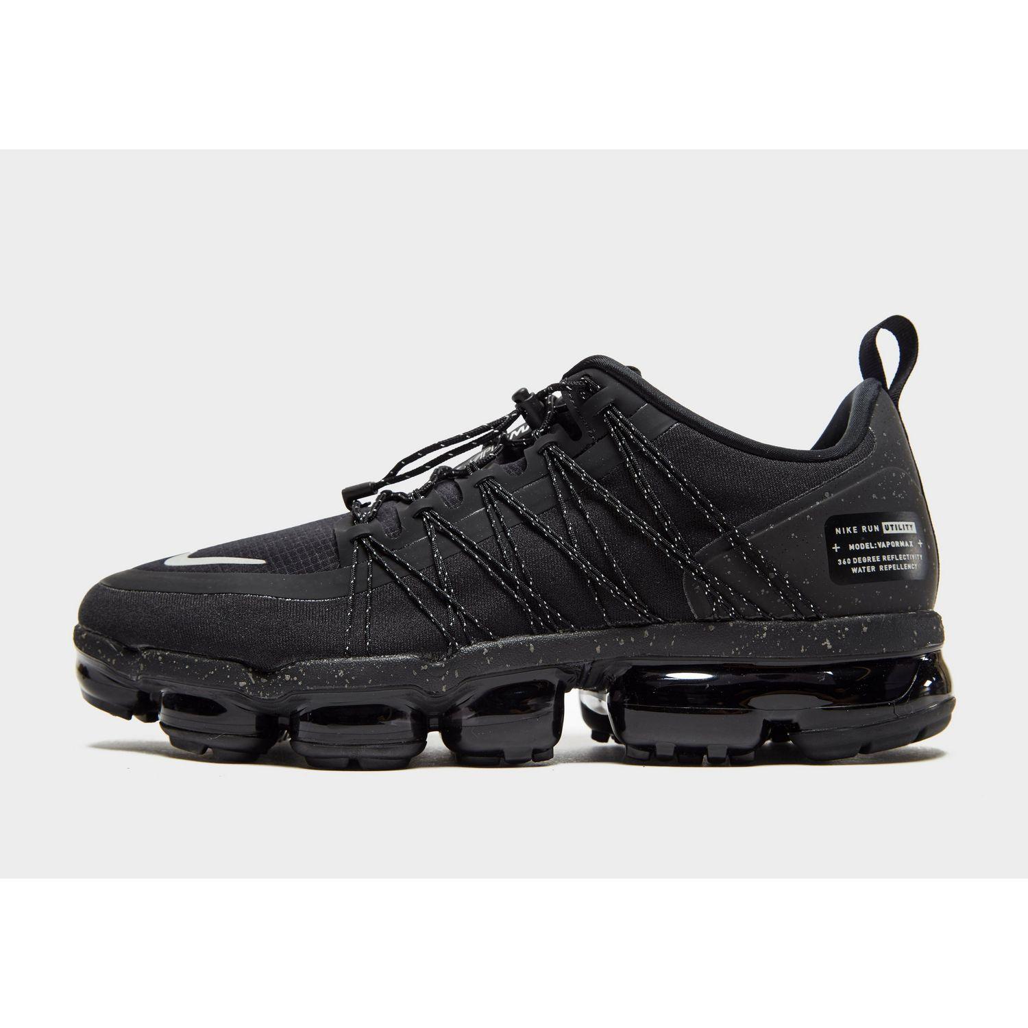 all black vapormax run utility