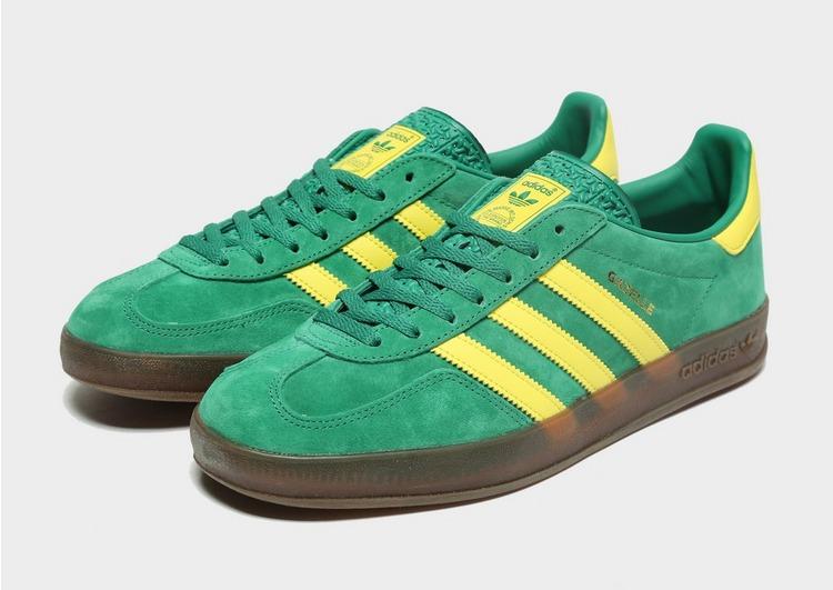 green and yellow gazelles