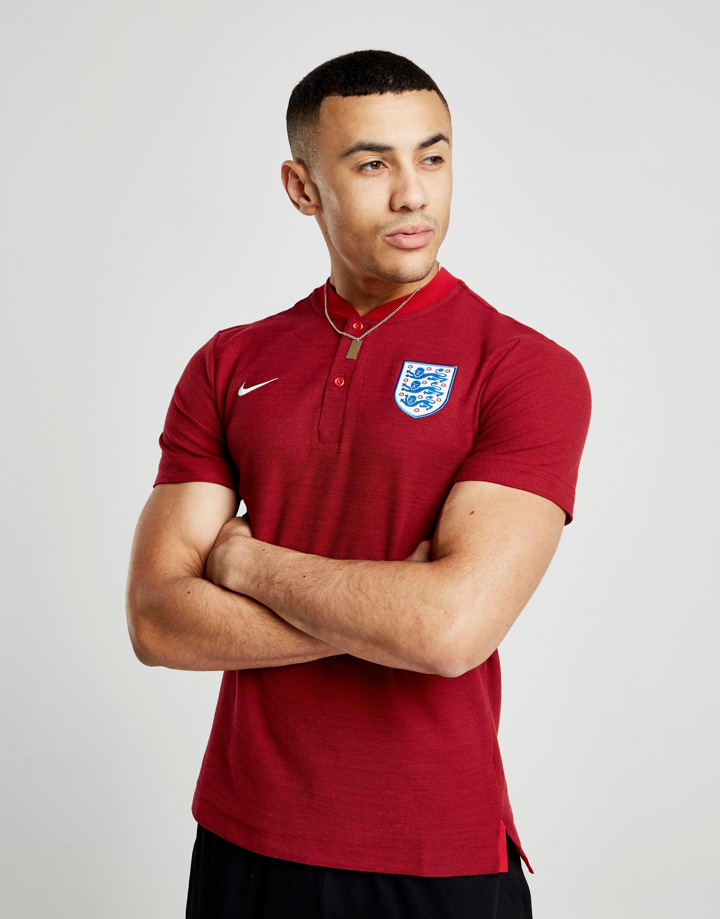 nike red polo shirt