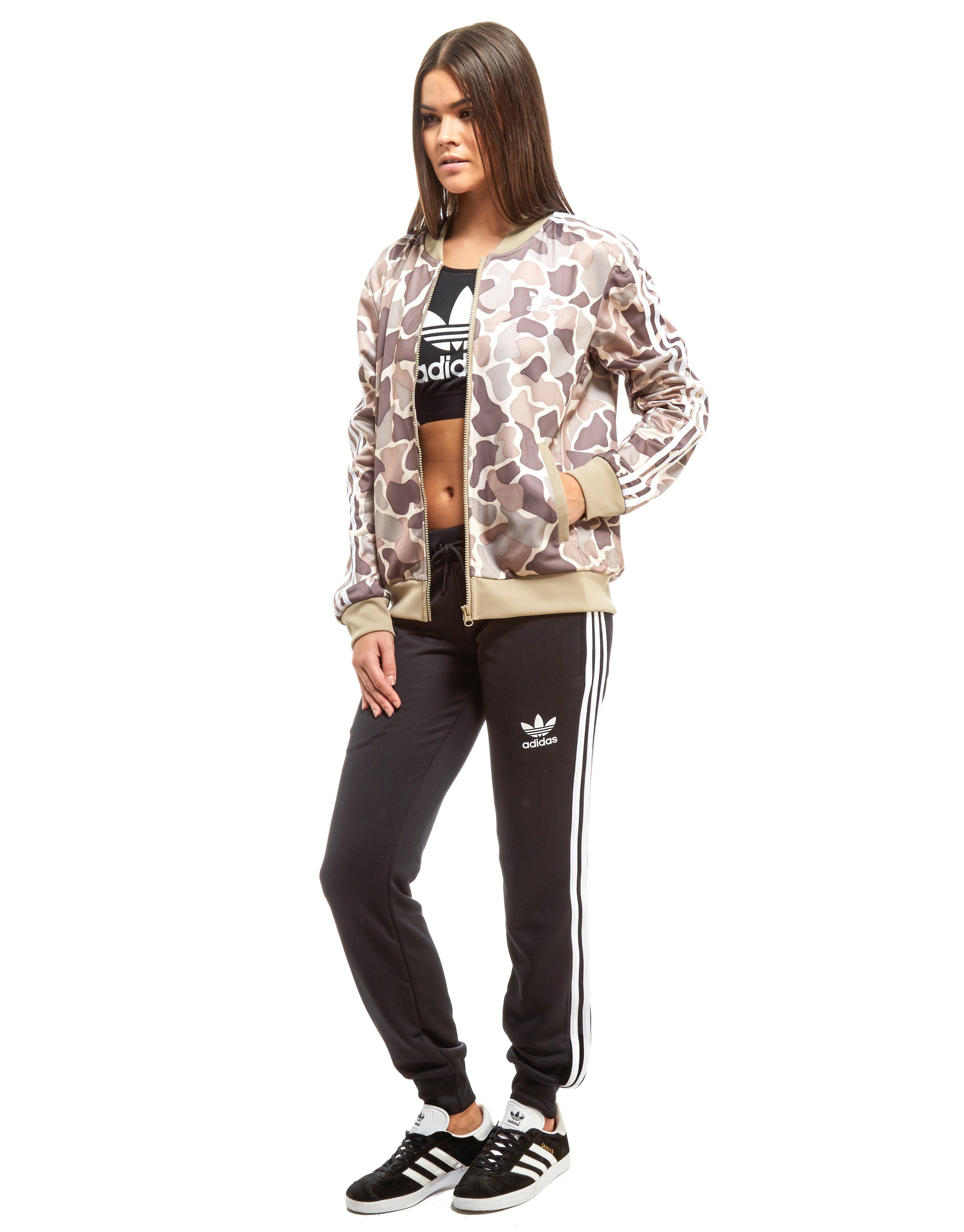 الواجهة البحرية متأمل الغازي adidas superstar track top camo - seadomrep.com