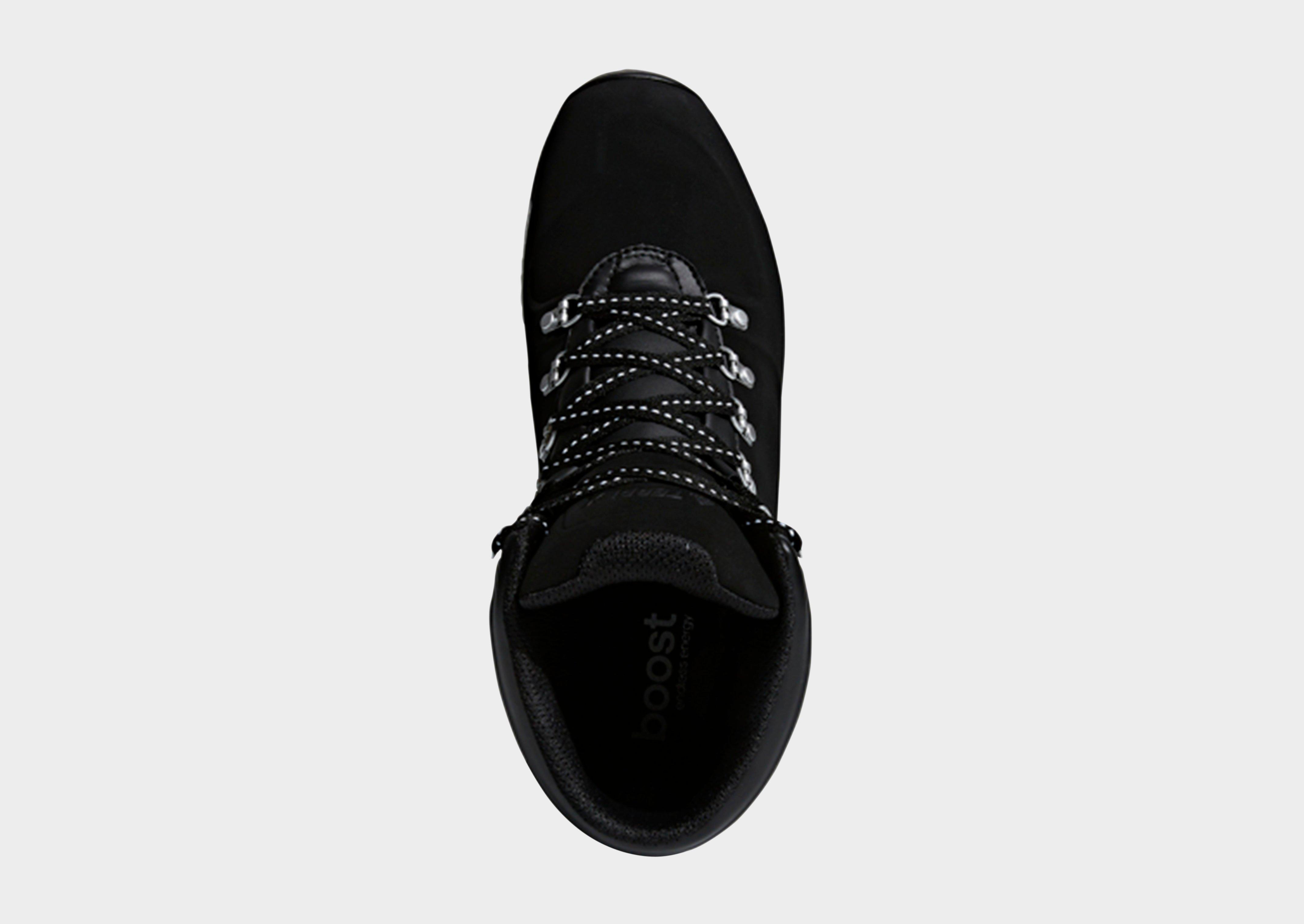 terrex pathmaker climawarm boots