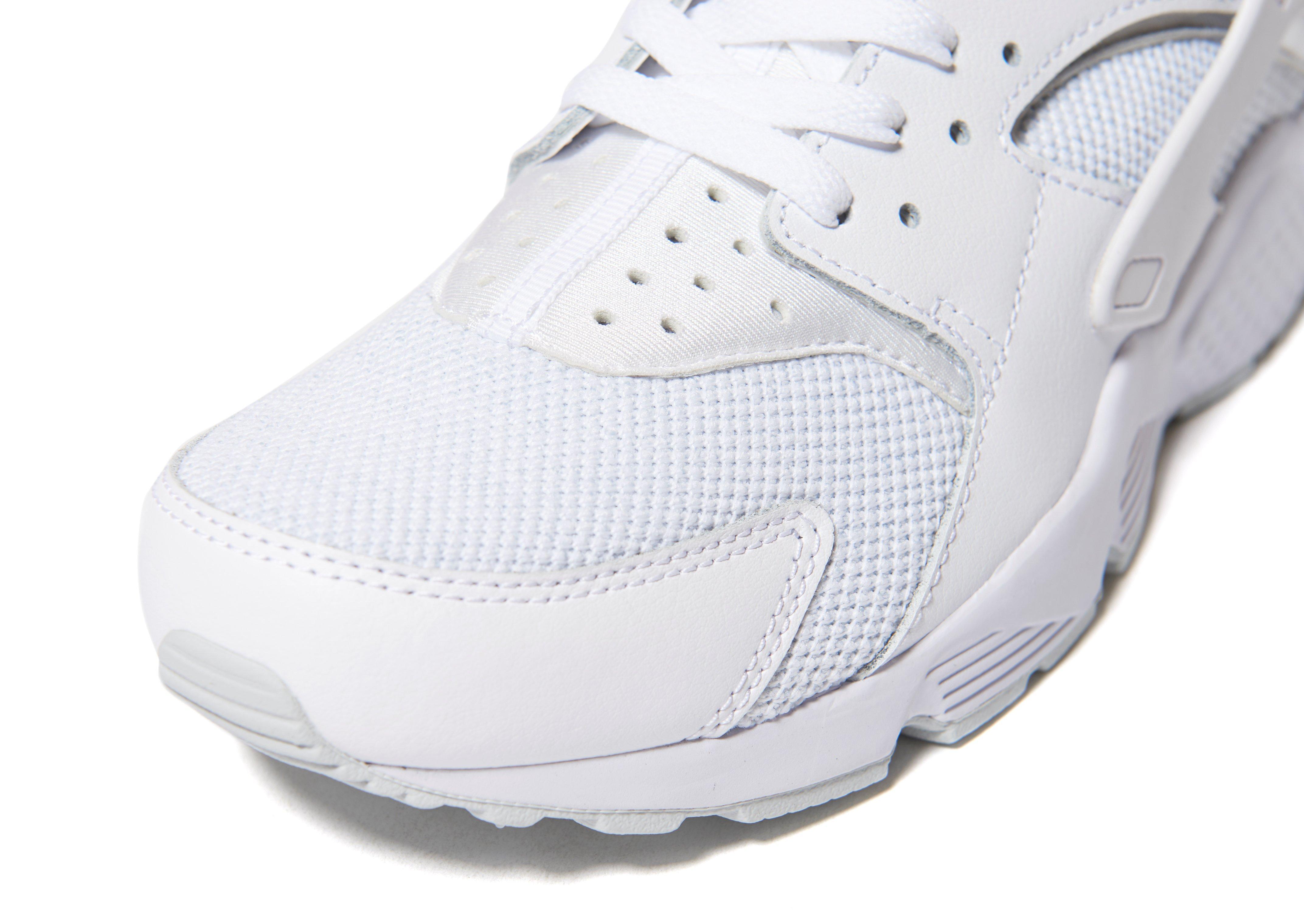 nike women's all white huaraches