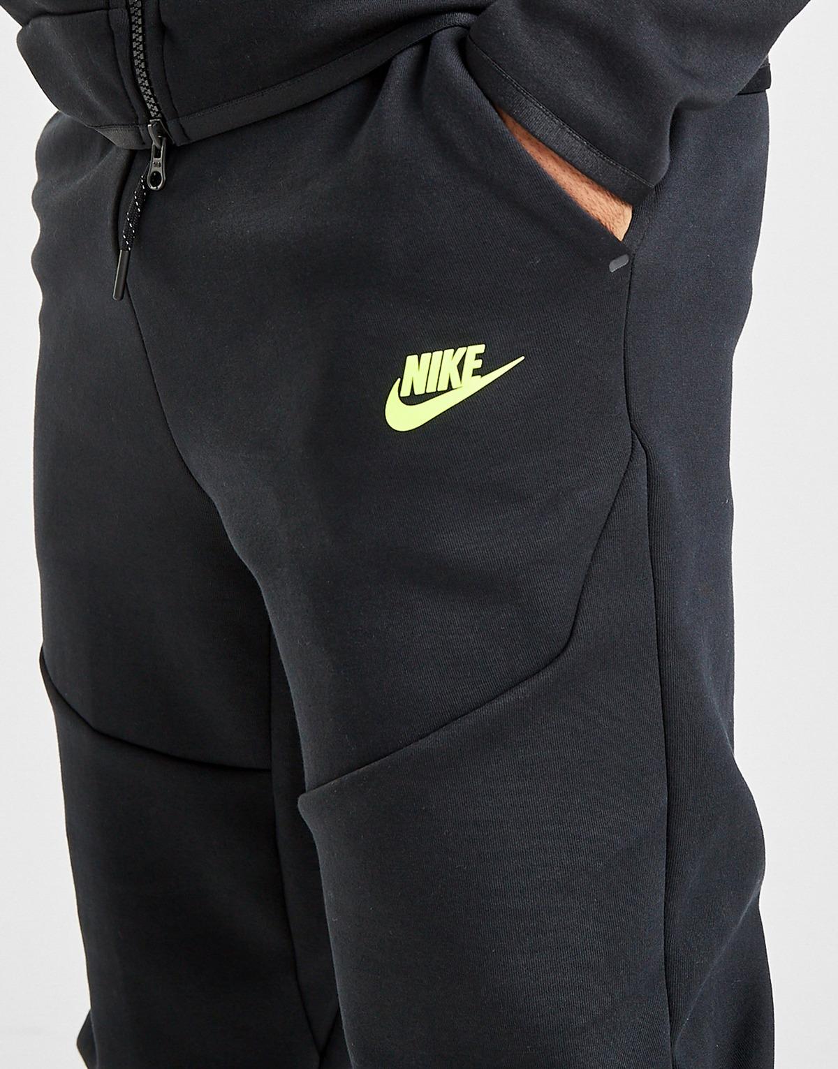 black tech fleece tracksuit