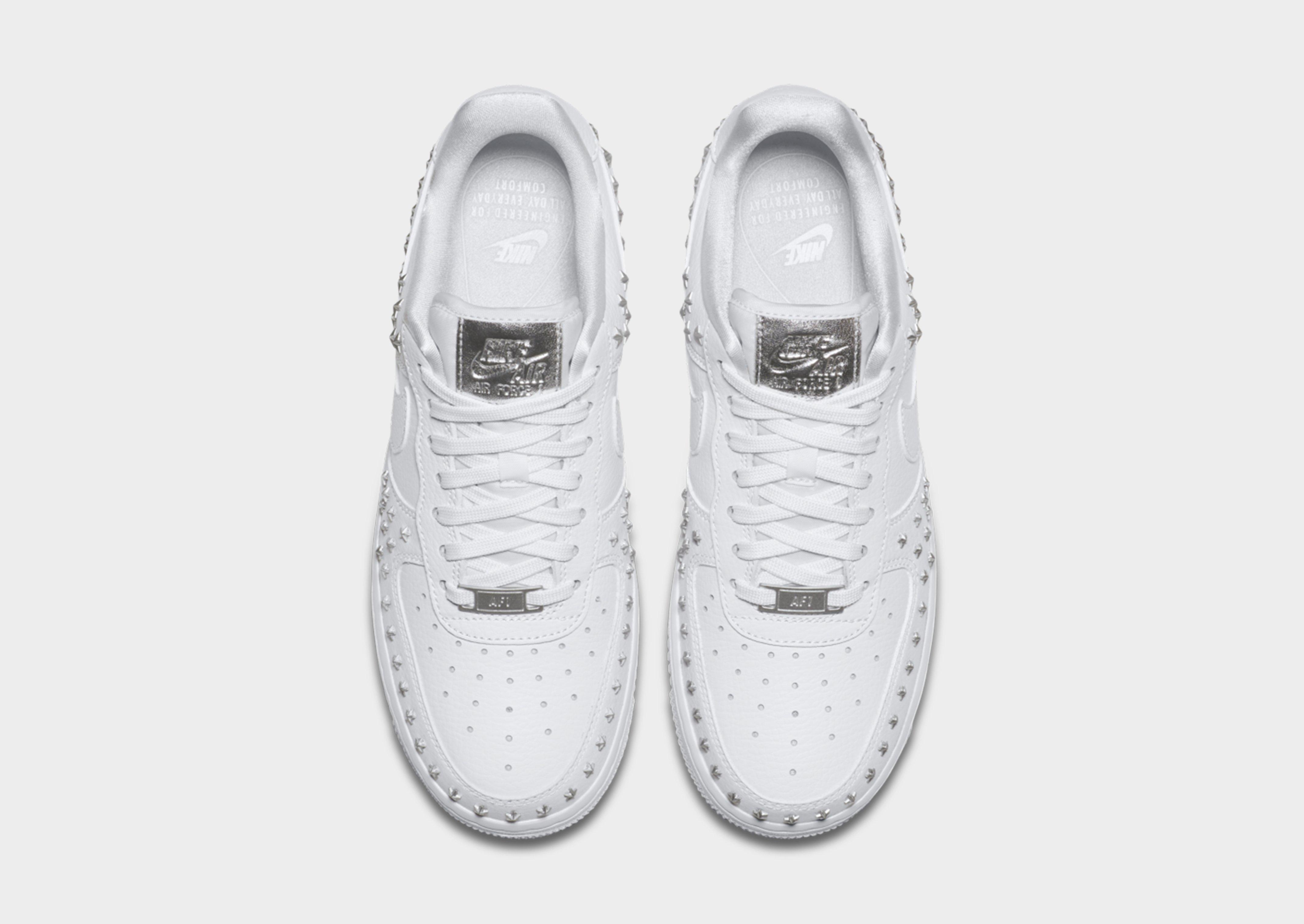 nike air force 1 womens star studded white