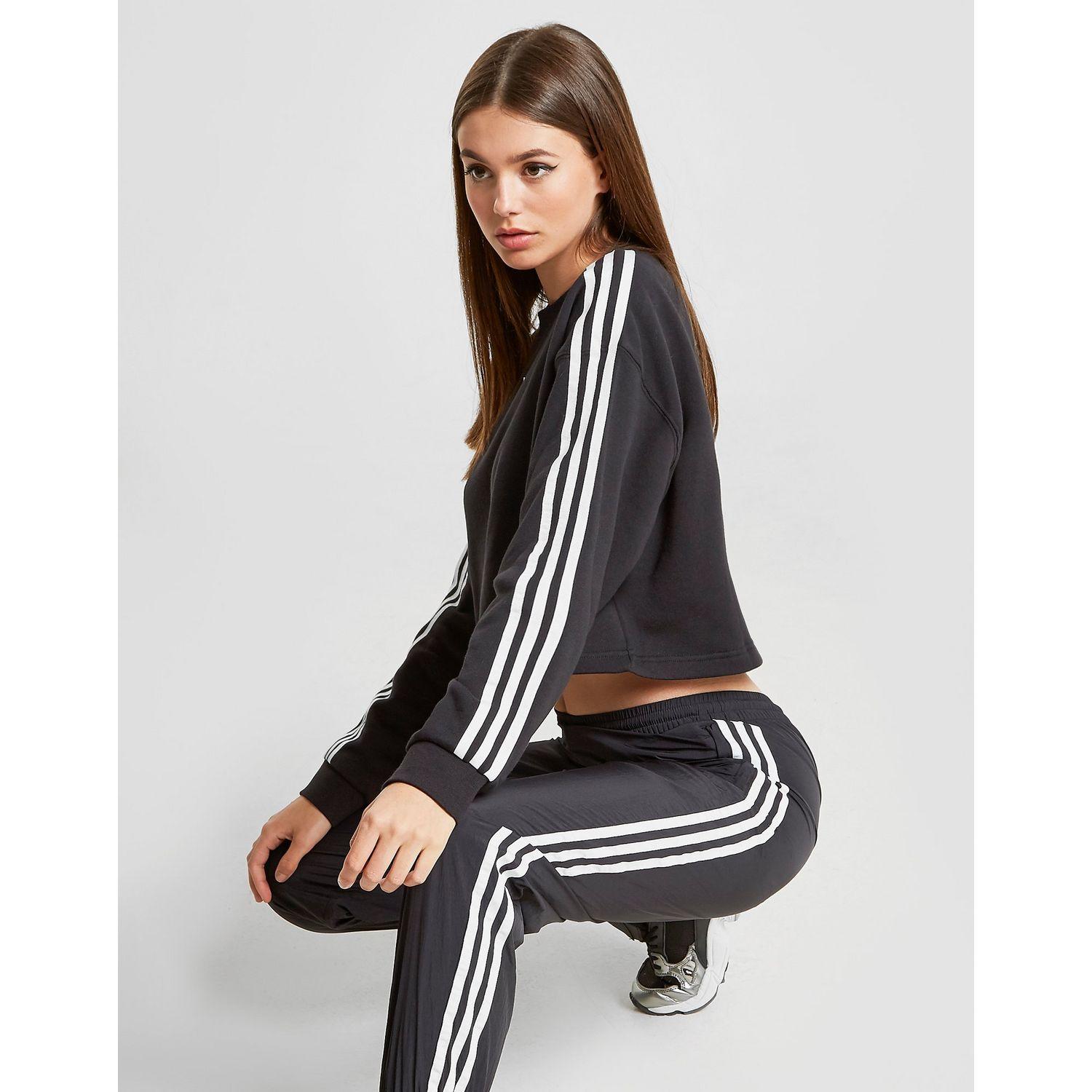 Костюм adidas three Stripes серый