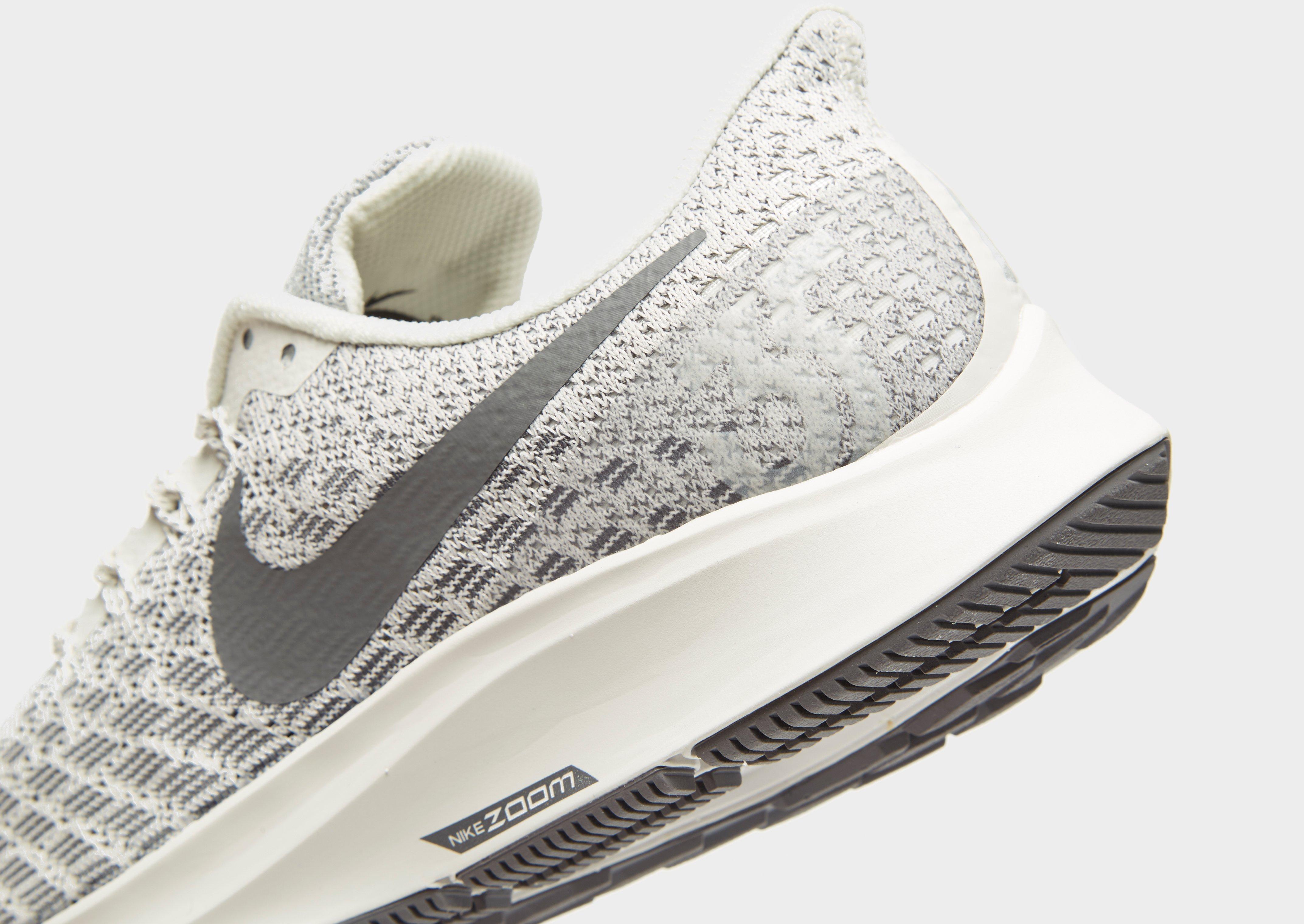 nike pegasus 35 gray