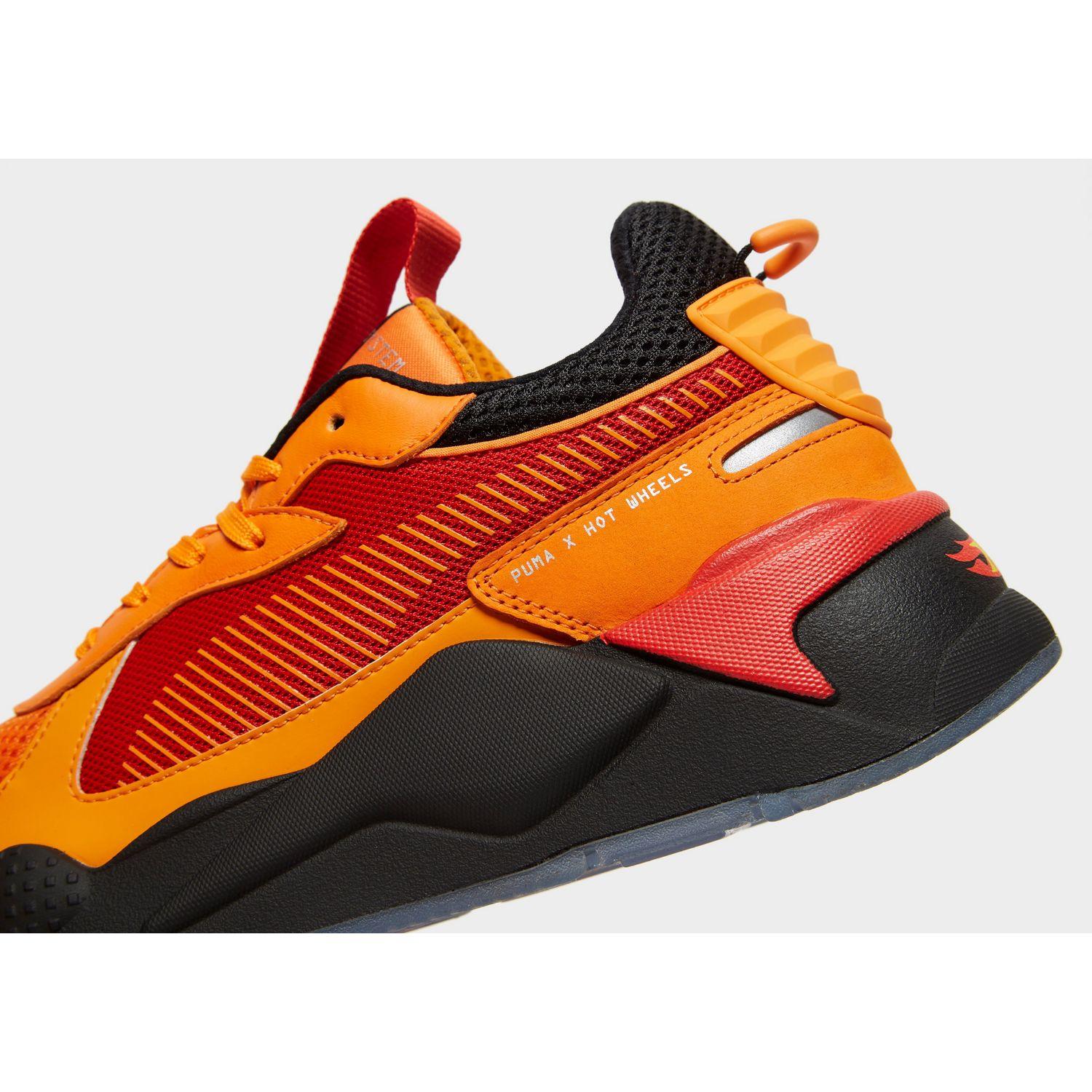 onitsuka tiger white and black