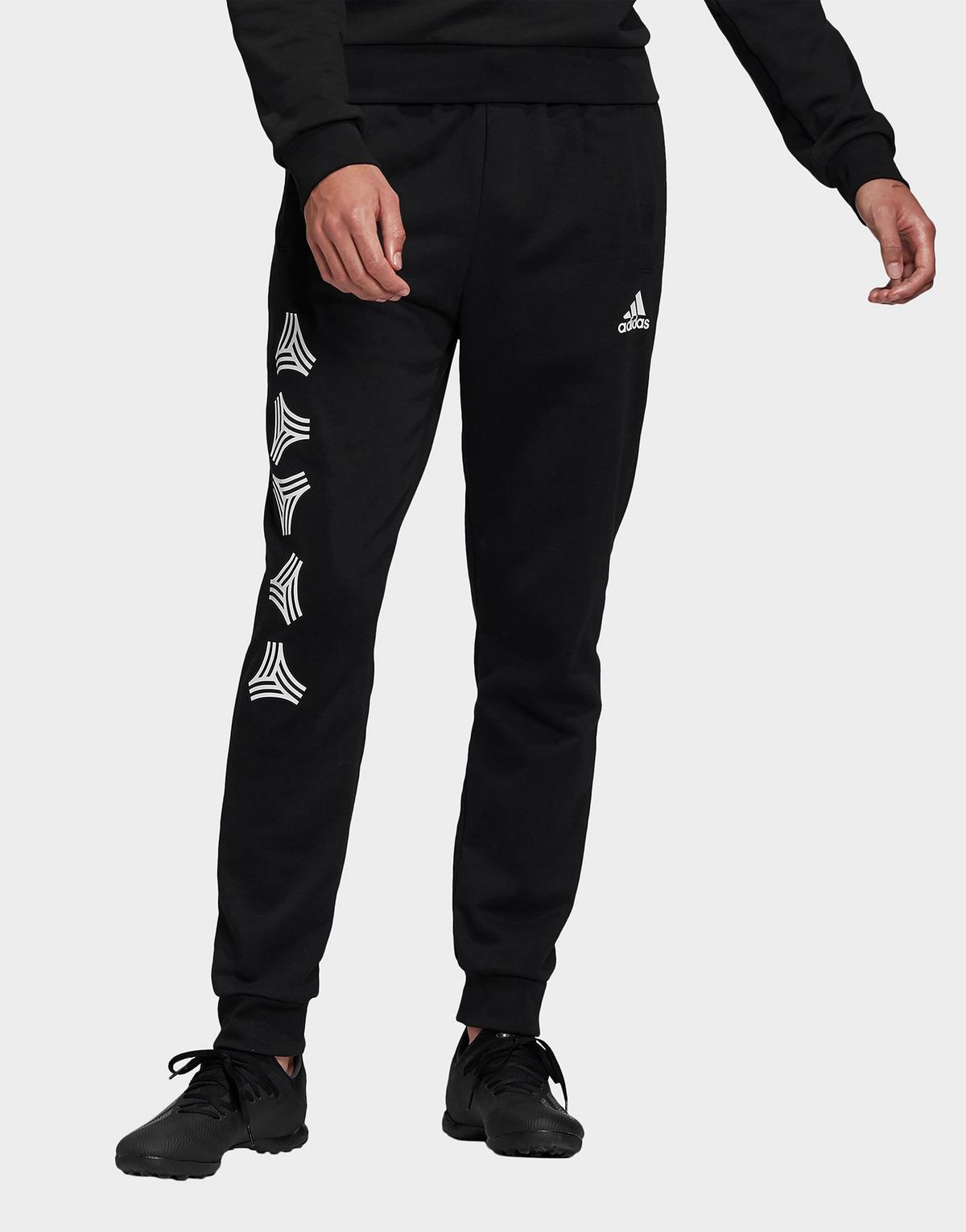 adidas tan logo