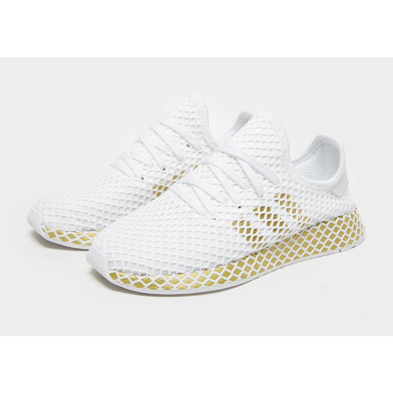 deerupt white and gold