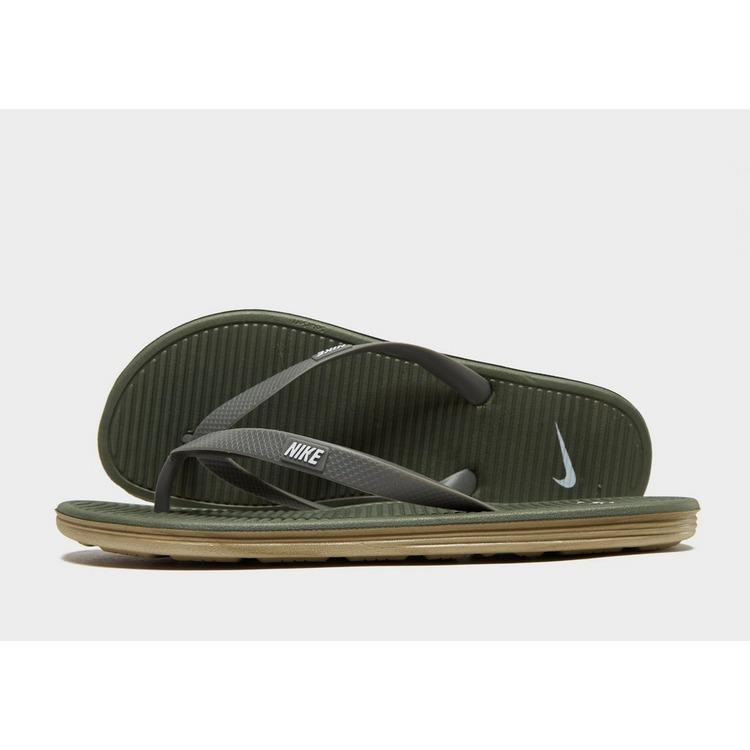 nike green flip flops