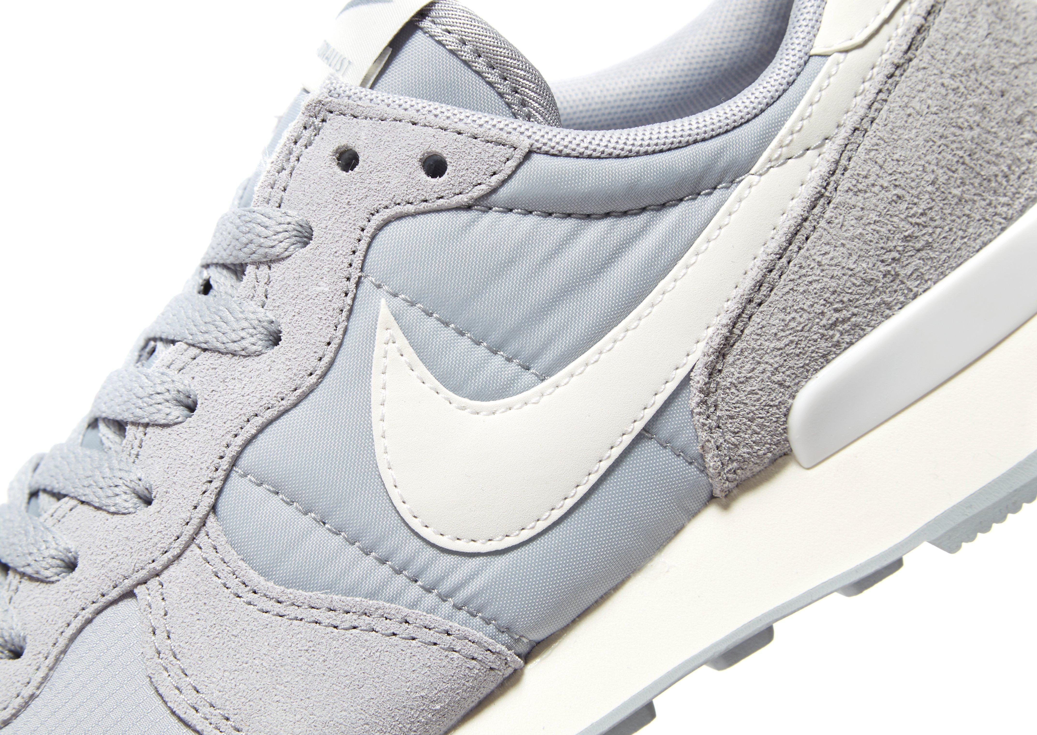Nike Suede Internationalist Se in Grey (Gray) - Lyst