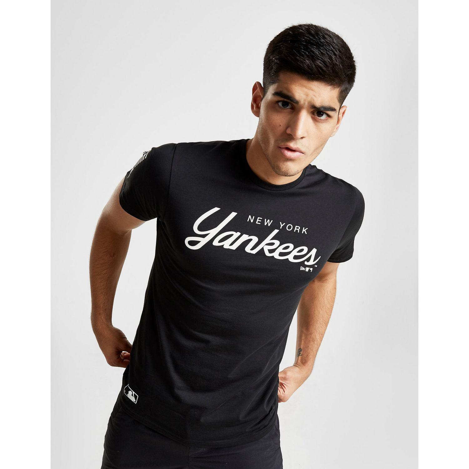 black yankees t shirt