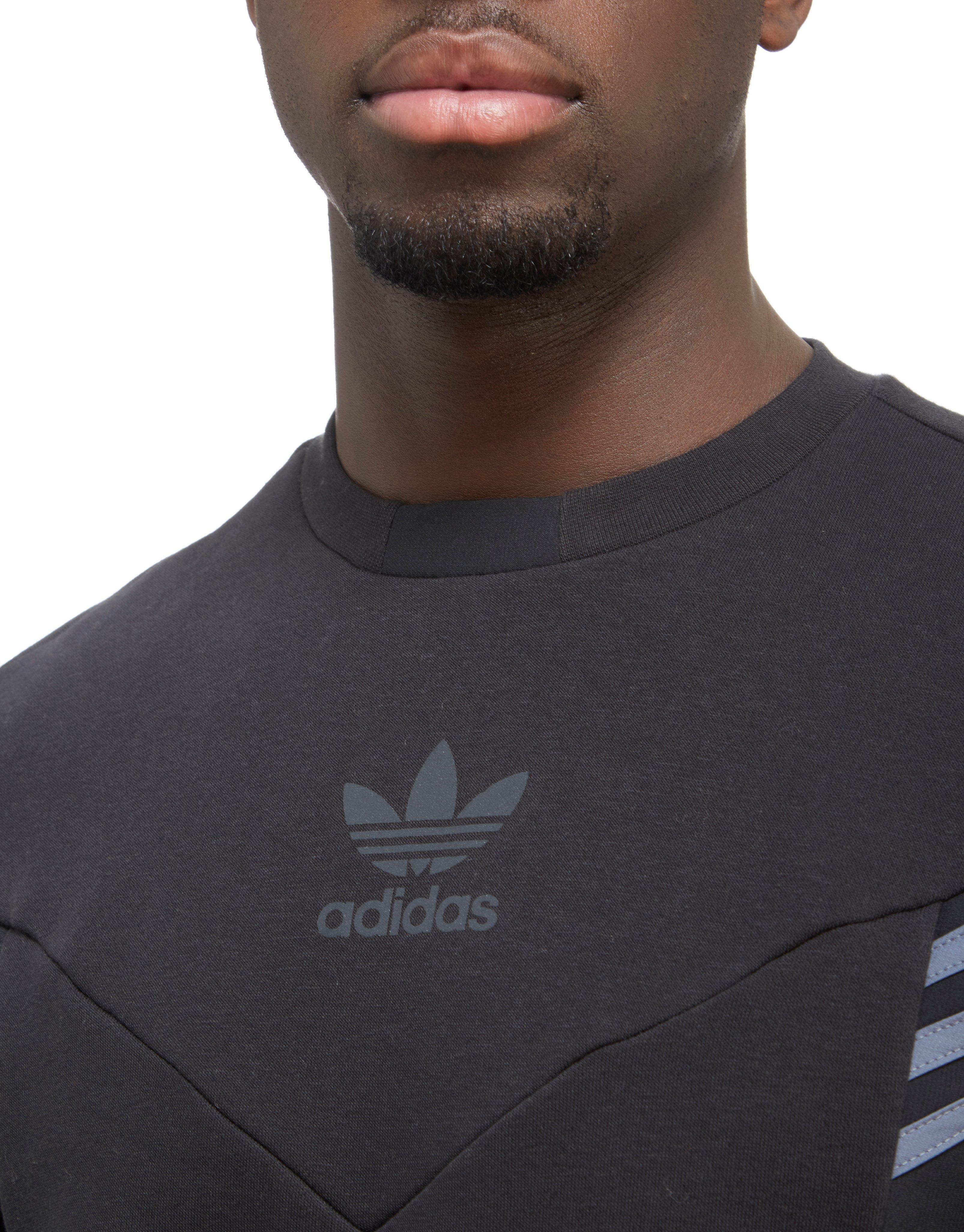 adidas originals street run crew sweatshirt