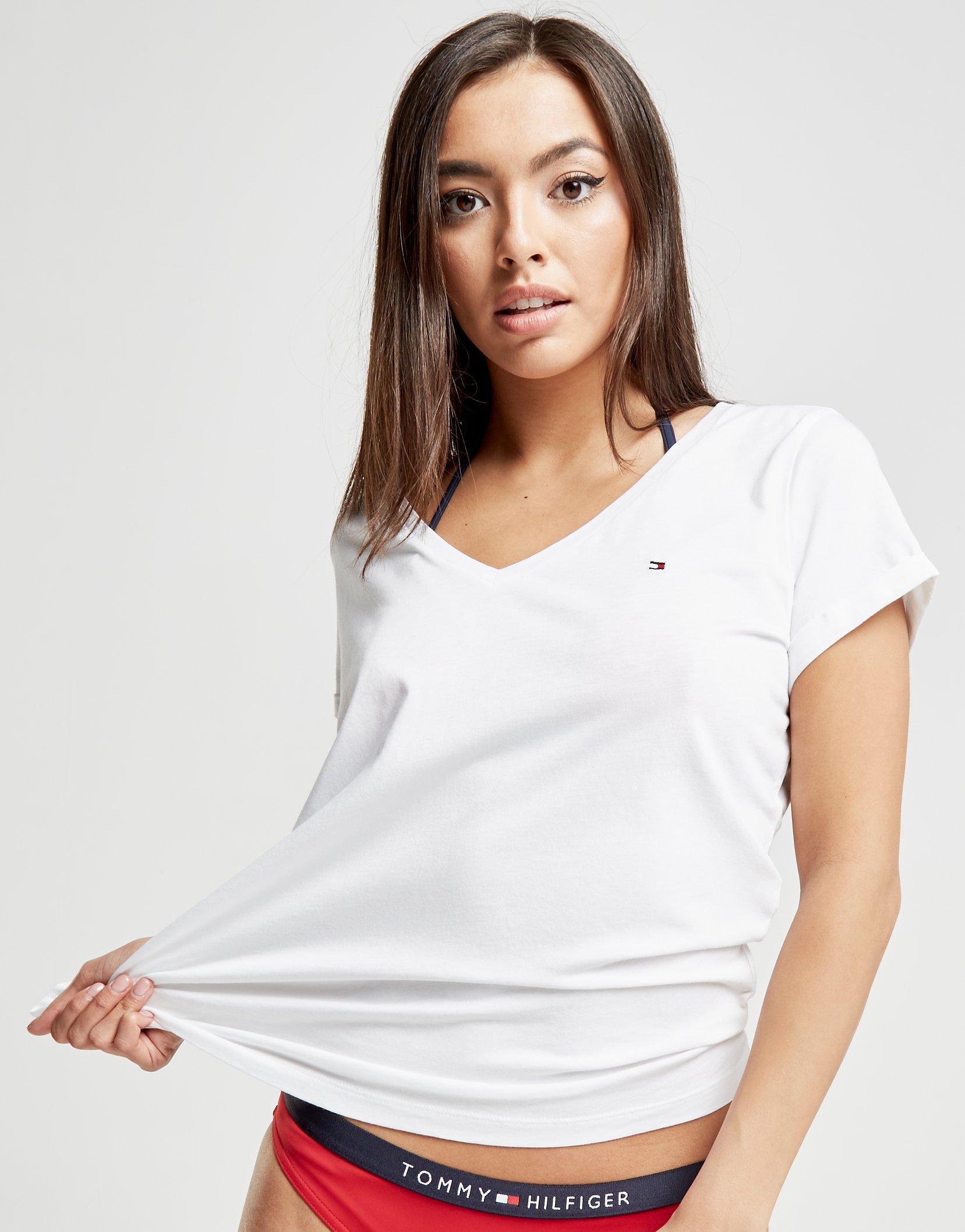 tommy hilfiger t shirt v neck