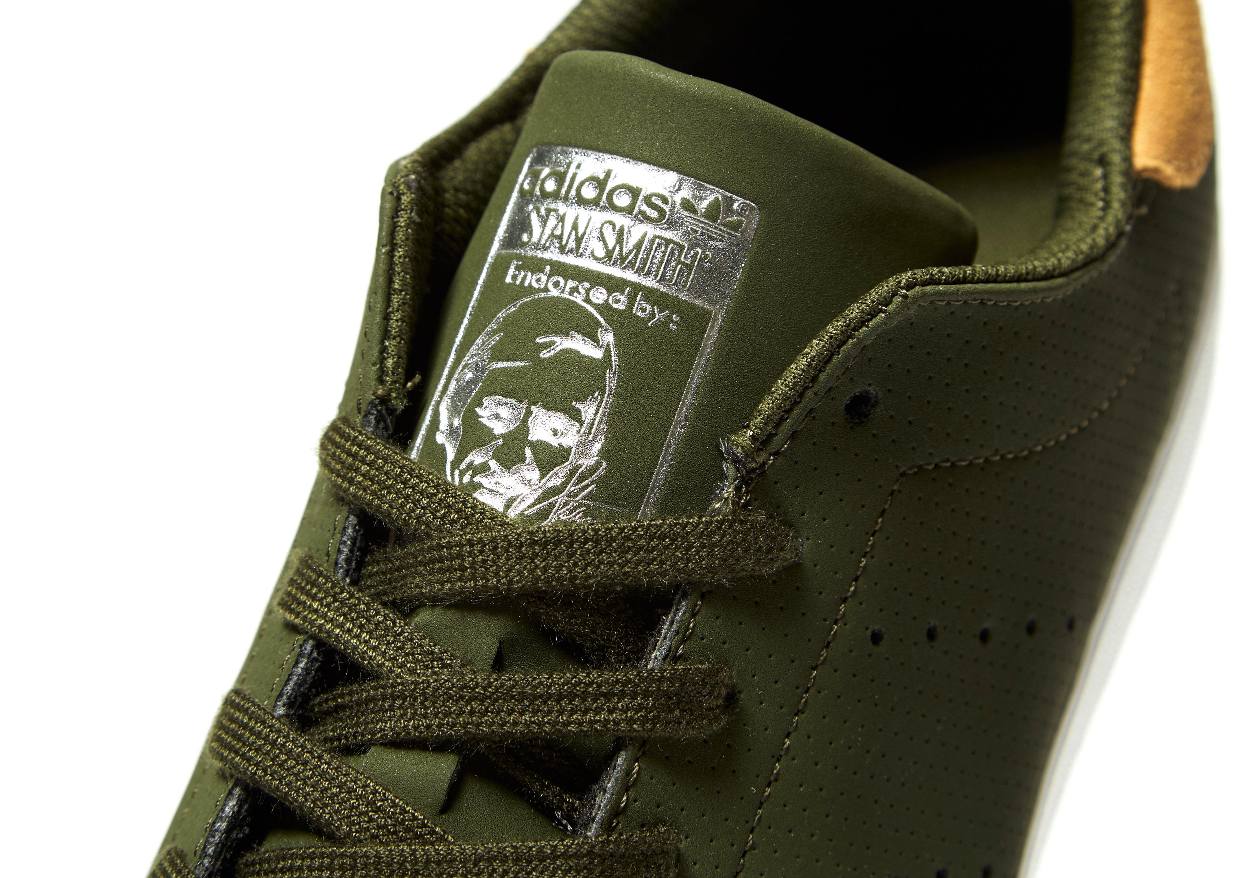 stan smith cargo green