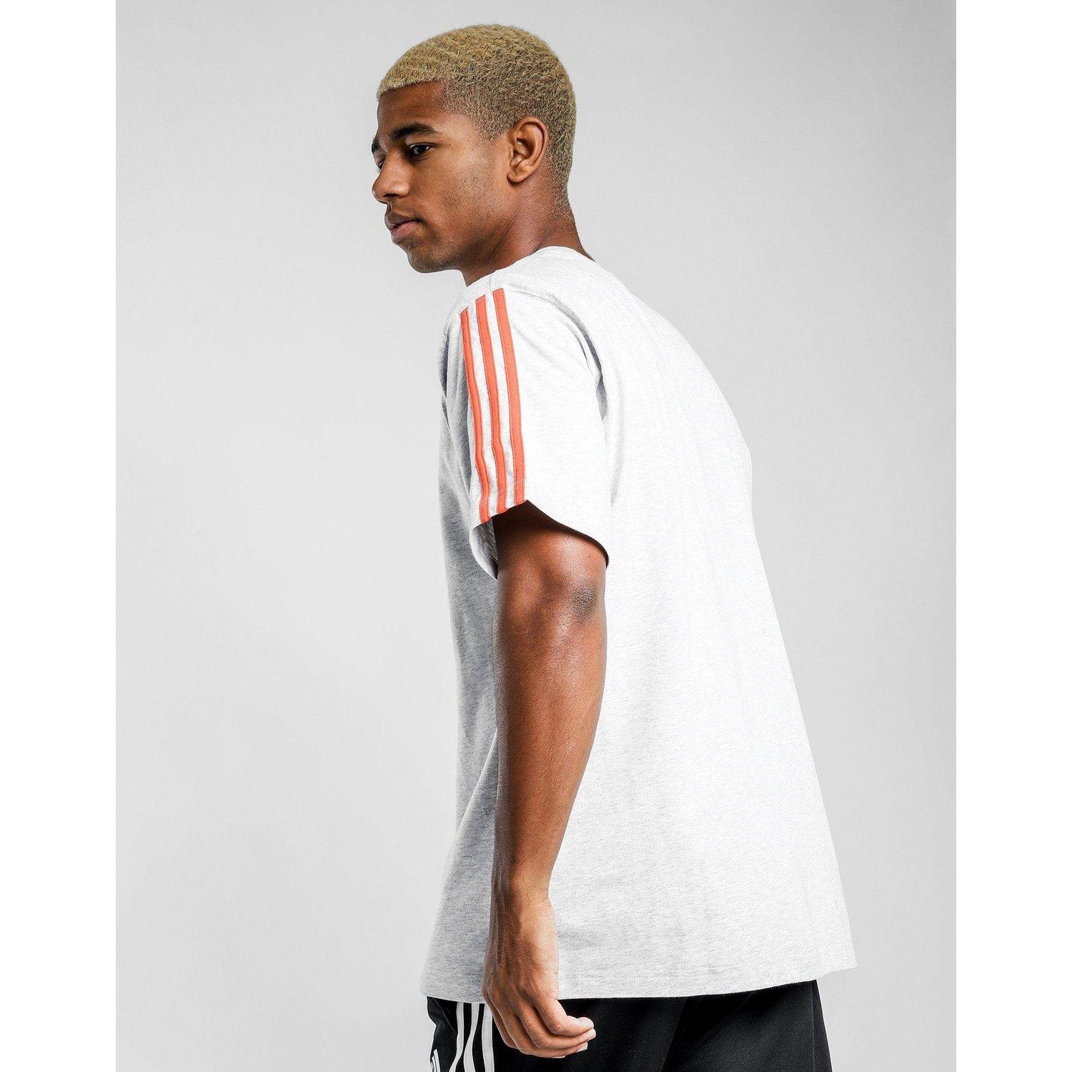 floating trefoil tee