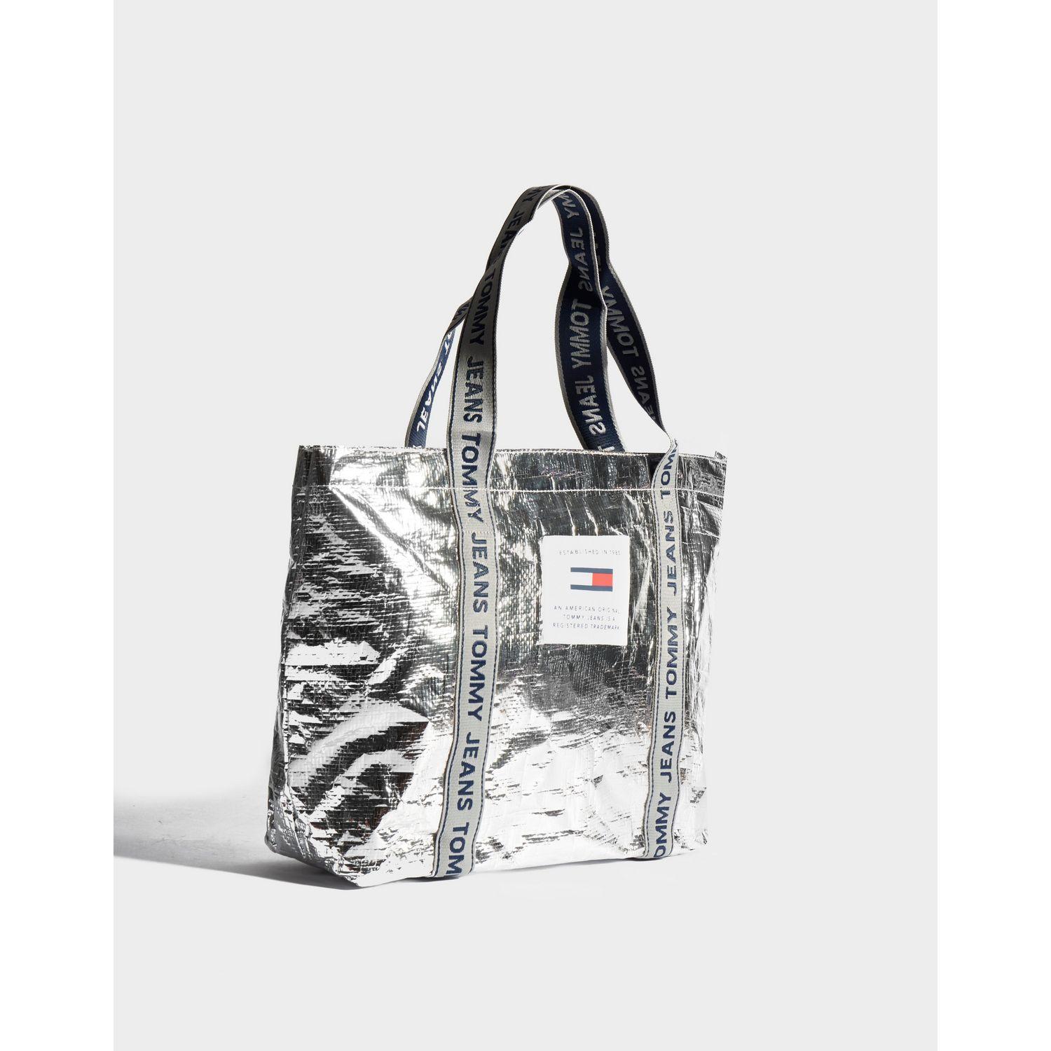 Tommy Hilfiger Denim Foil Tote Bag in Silver (Metallic) - Lyst