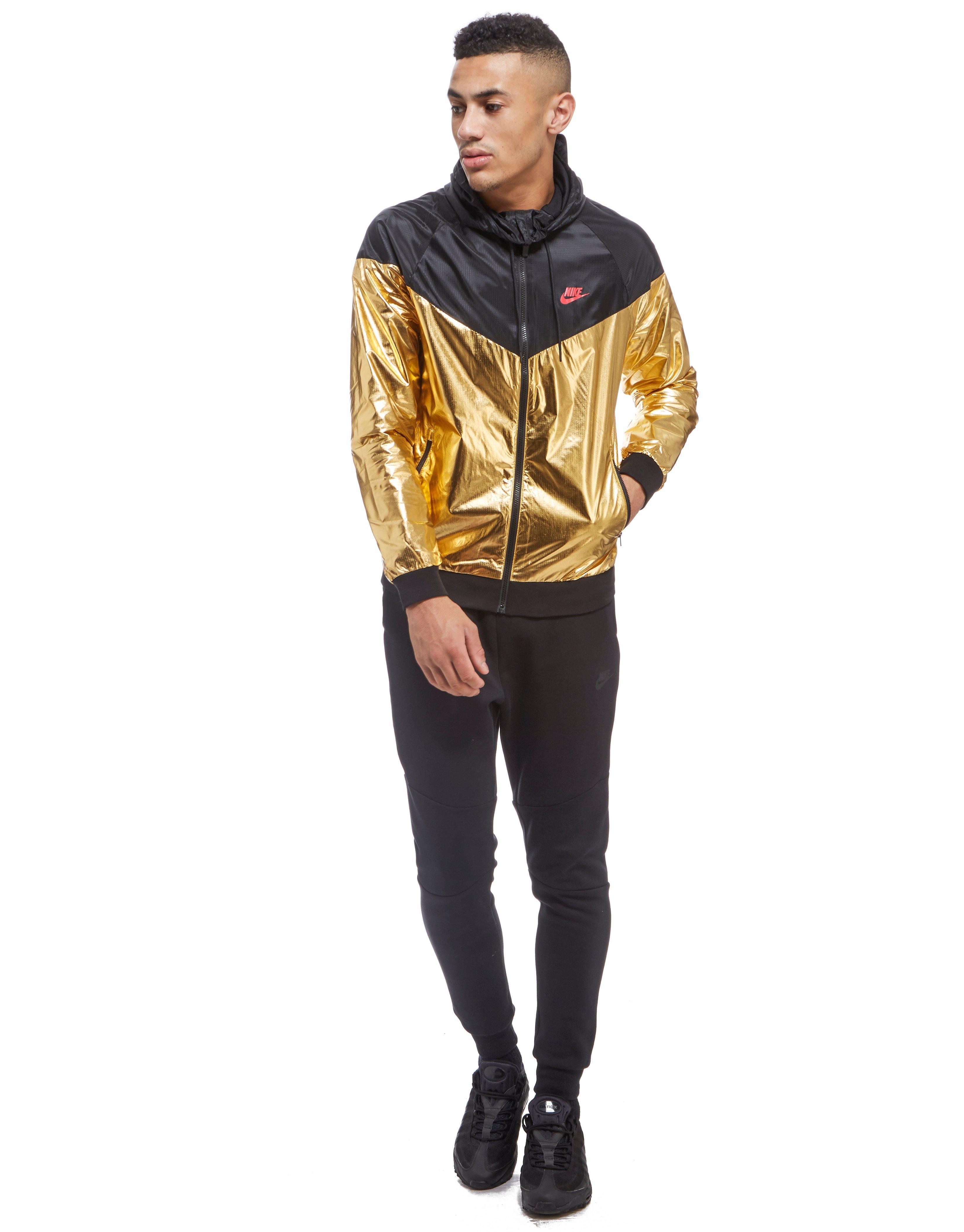 Nike Synthetic Windrunner Foil Jacket in Gold/Black (Metallic) for Men -  Lyst