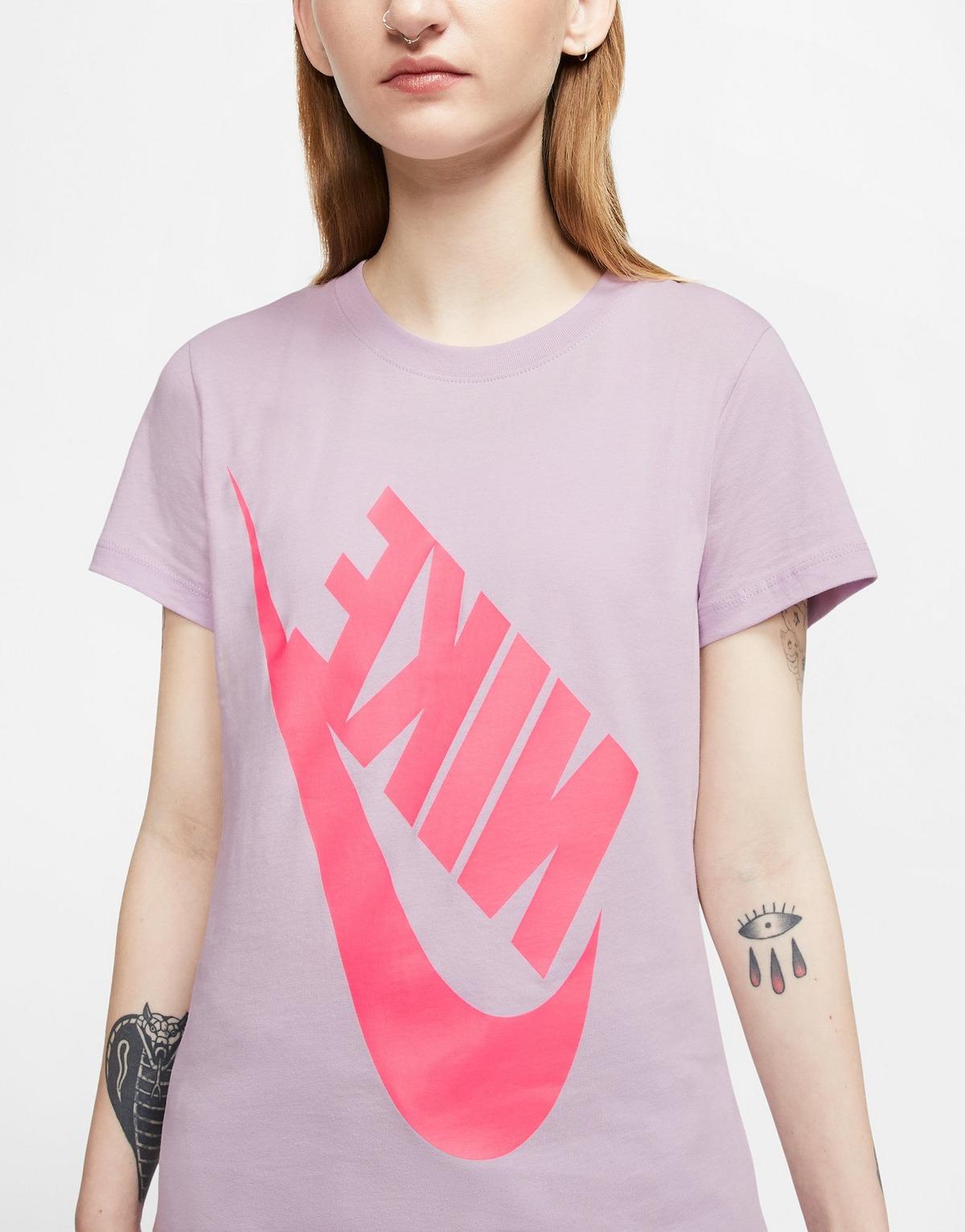 Nike Cotton Swoosh Graphic T-shirt in Pink - Lyst