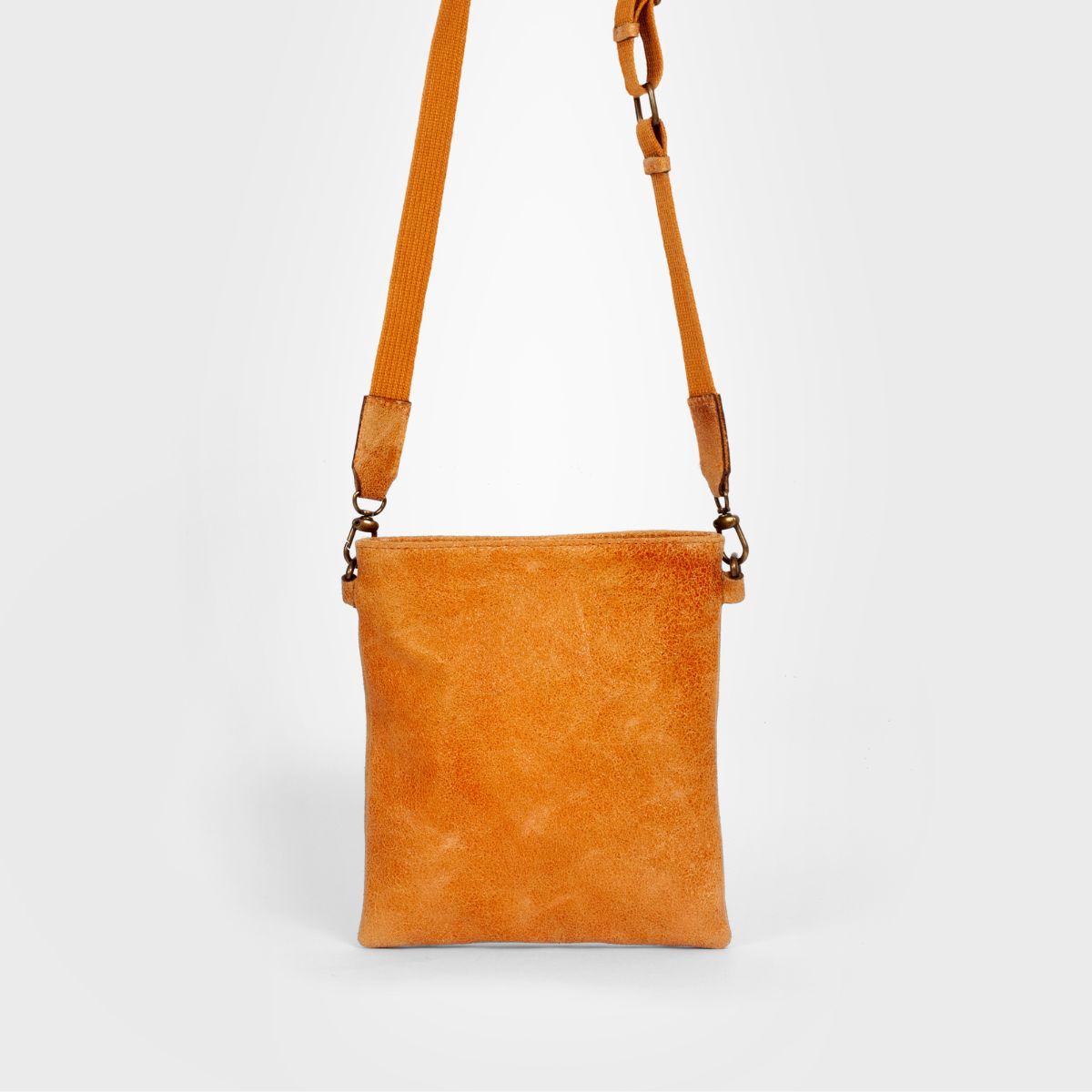 Oazô Artisan Upcycled Pirarucu Leather Crossbody Bag in Orange | Lyst