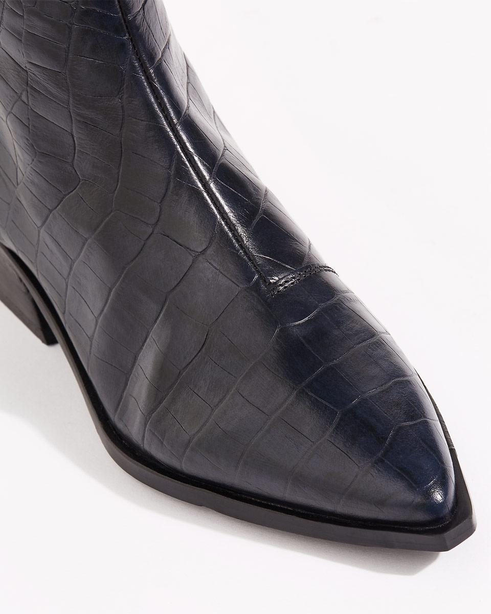 haru flat cowboy boot